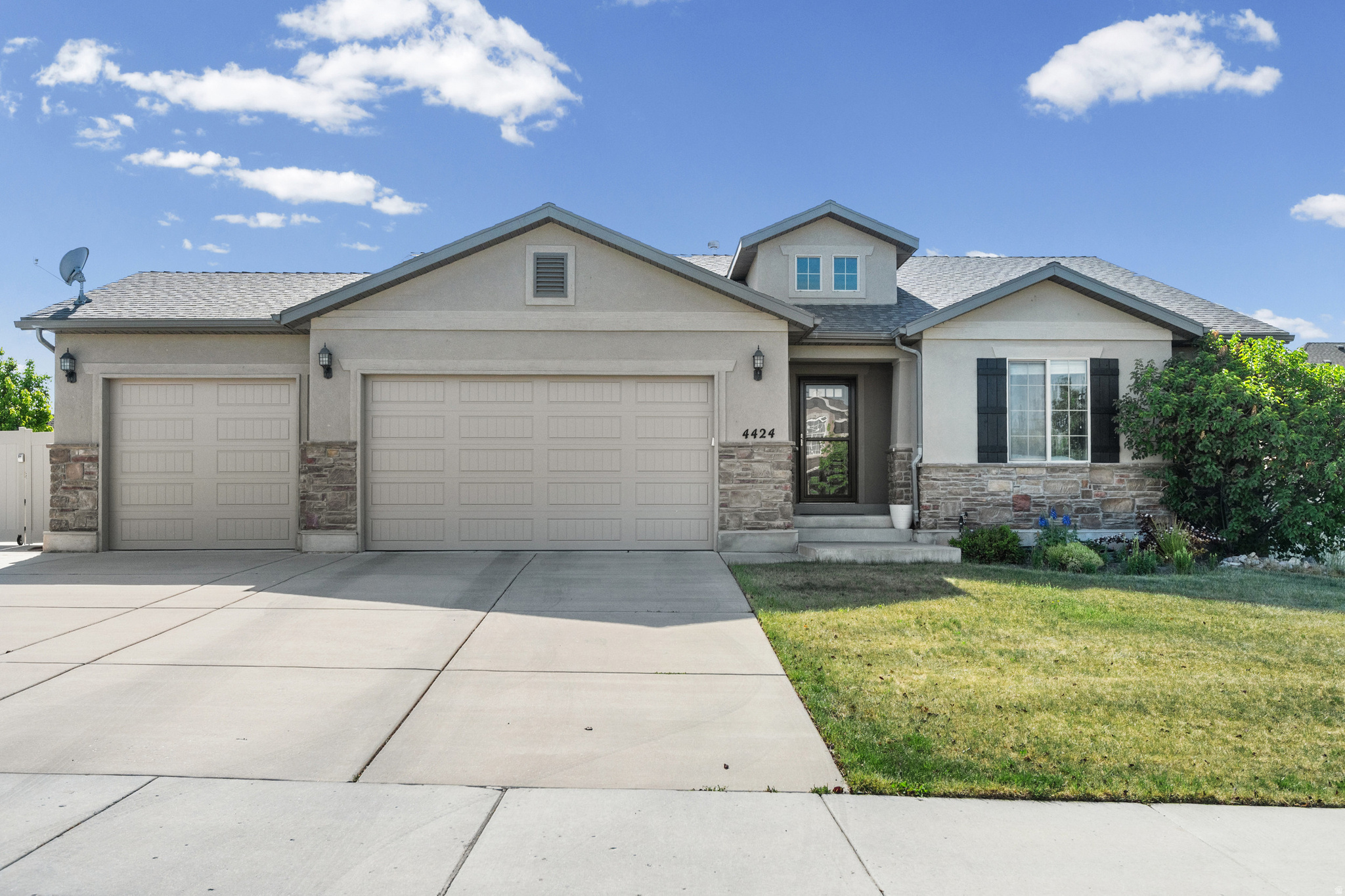 VALLEY FIELDS 451 - Residential