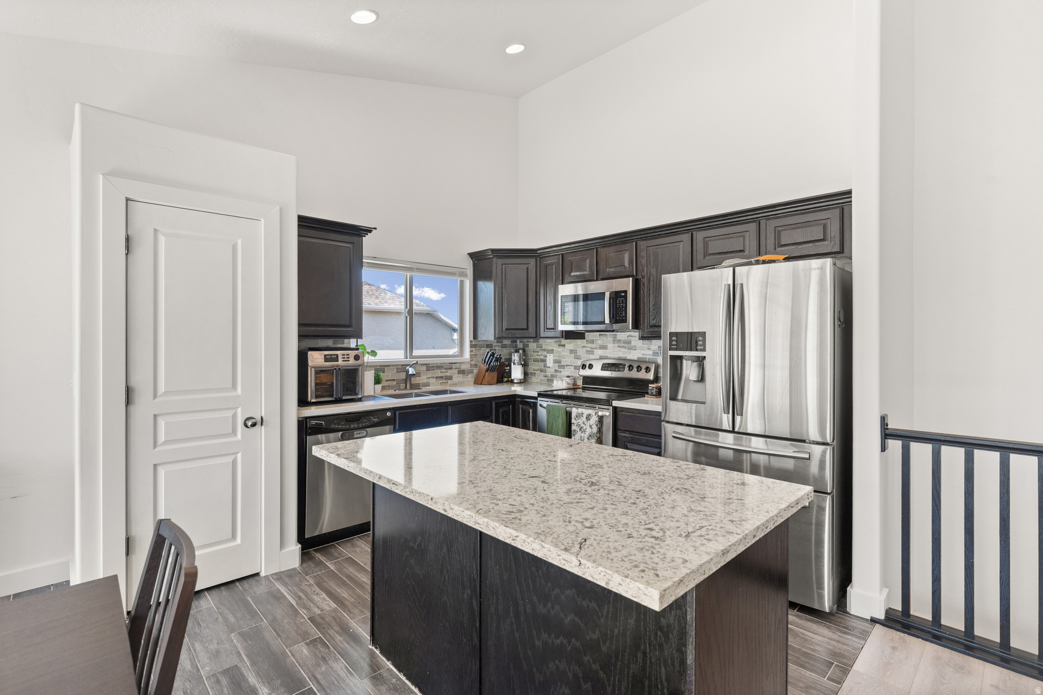 VALLEY FIELDS 451 - Residential
