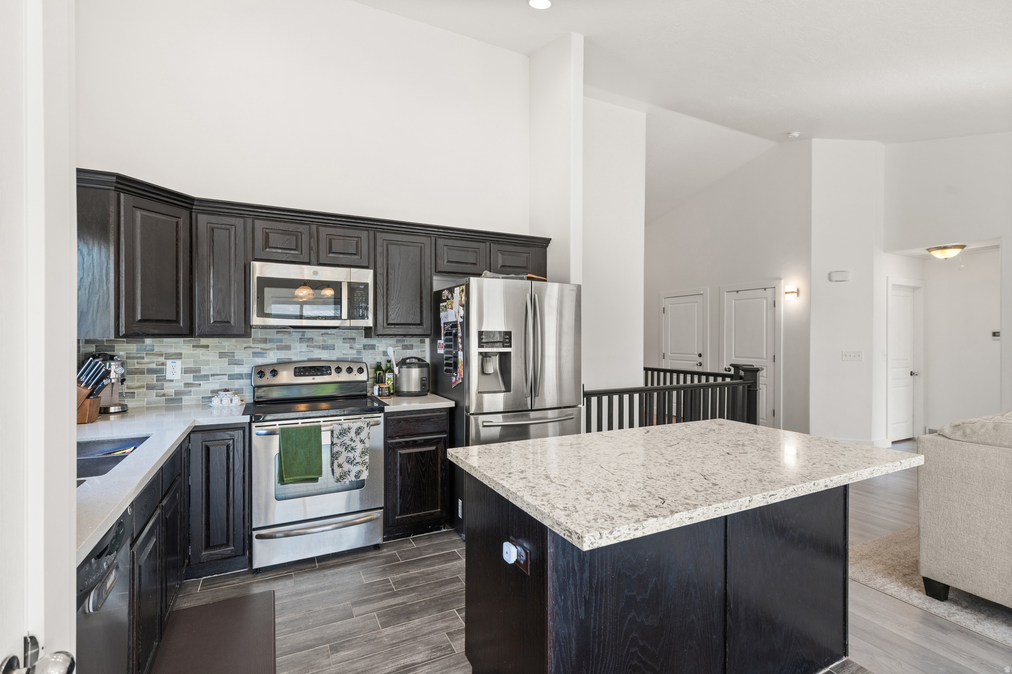 VALLEY FIELDS 451 - Residential