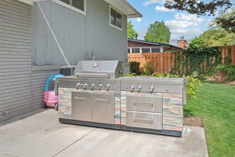 Tiny photo for 3010 N CHEROKEE LN, Provo, UT 84604 (MLS # 2152508)