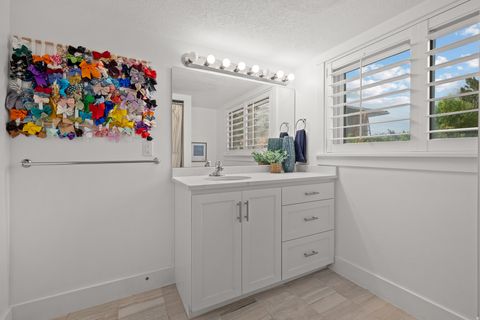 Tiny photo for 3010 N CHEROKEE LN, Provo, UT 84604 (MLS # 2152508)