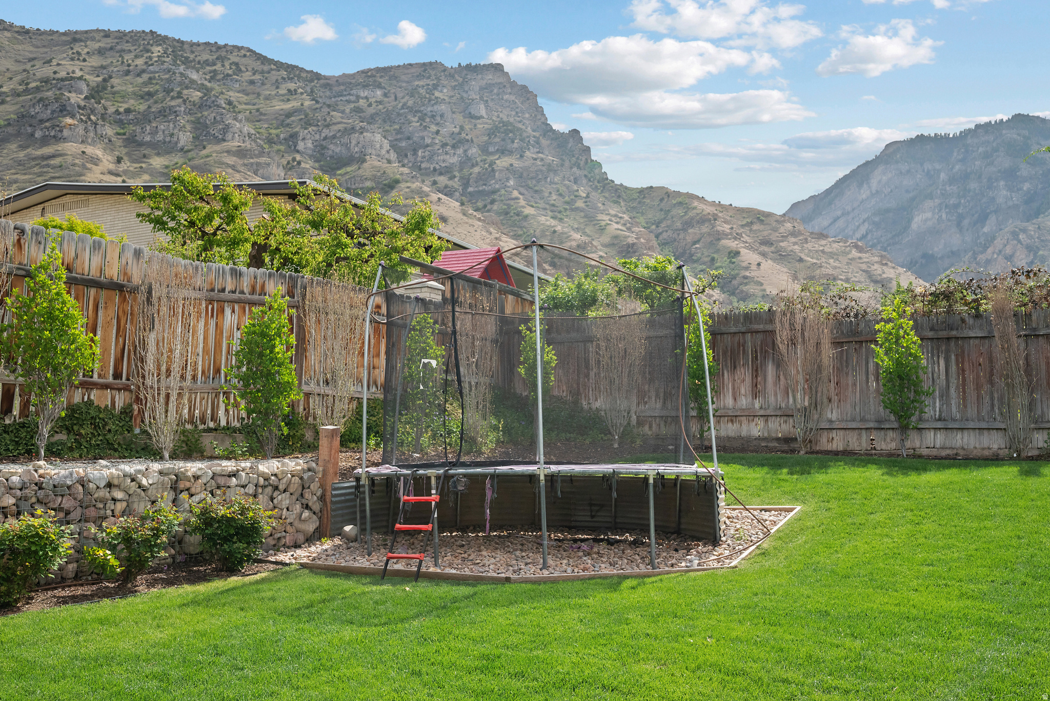 INDIAN HILLS - Residential