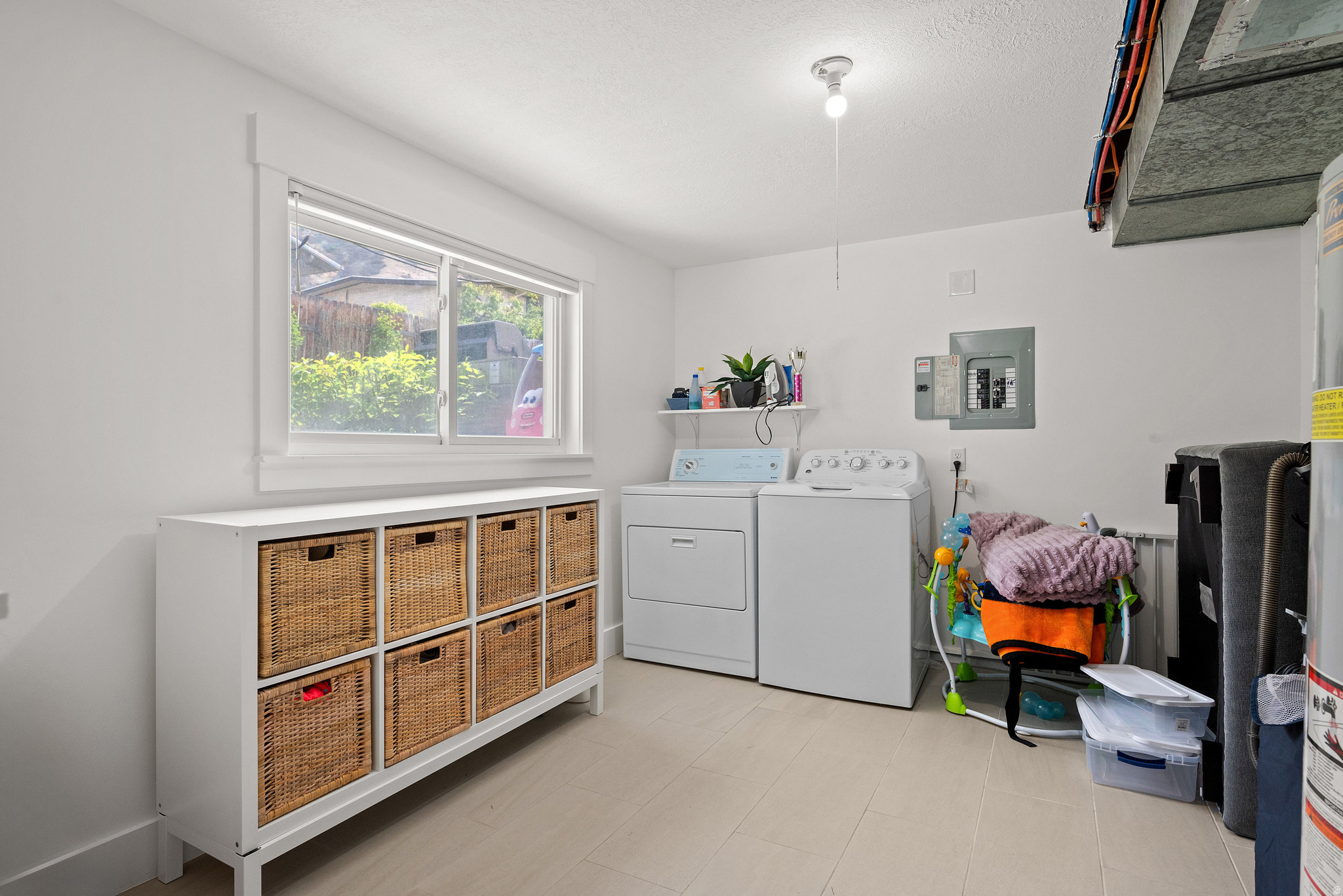 INDIAN HILLS - Residential