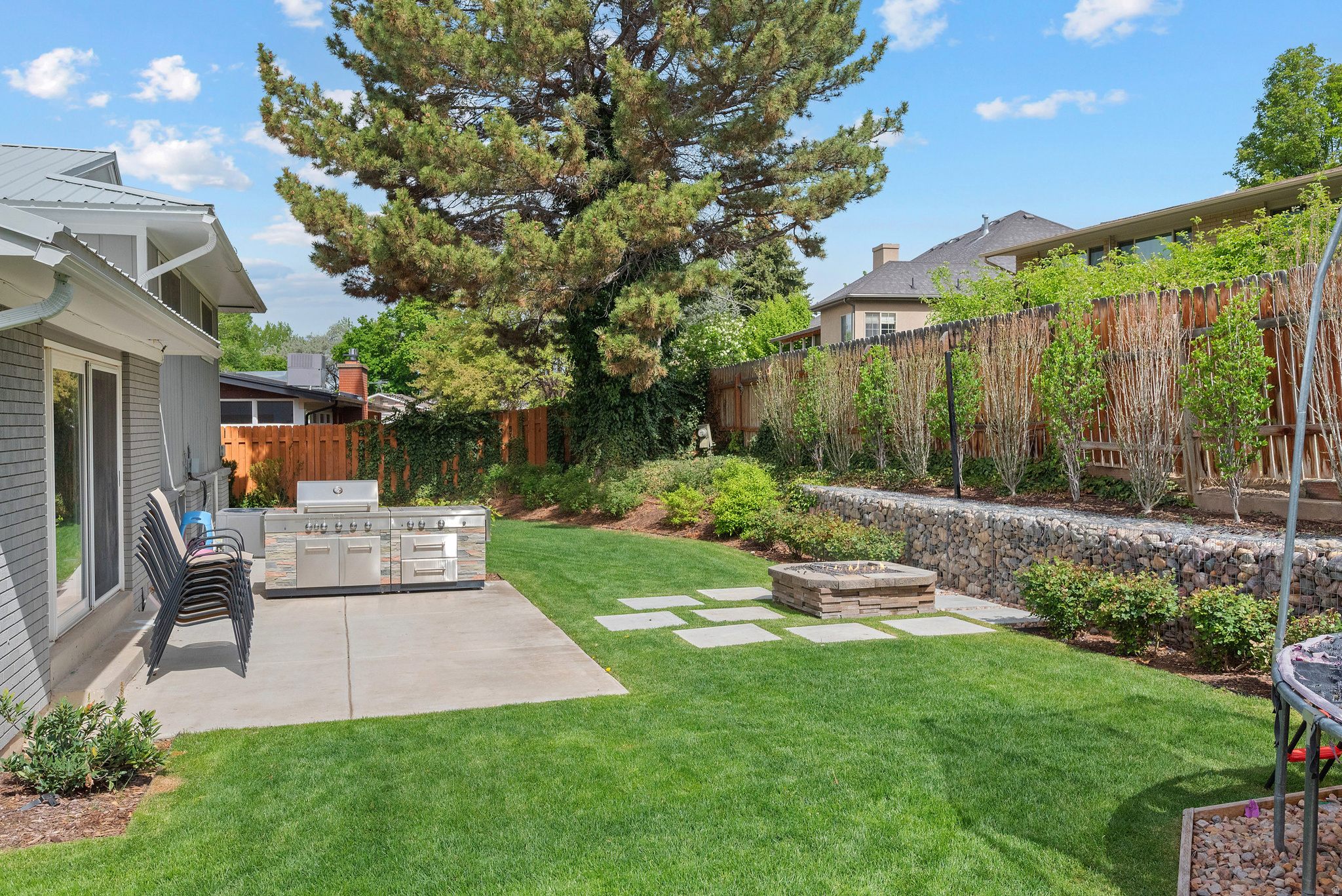 INDIAN HILLS - Residential