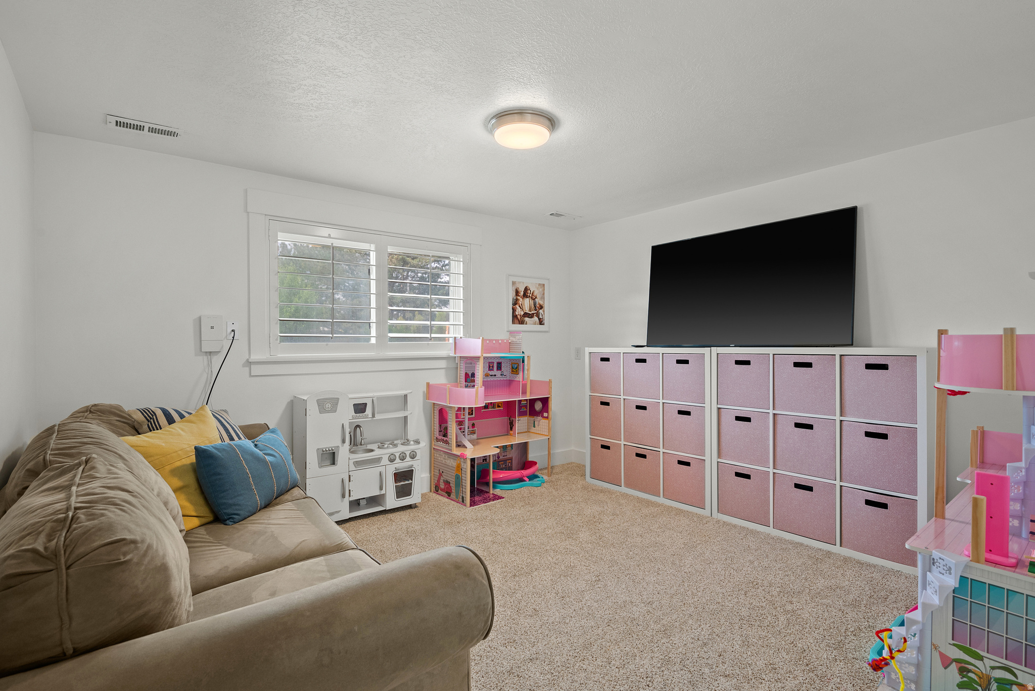 INDIAN HILLS - Residential