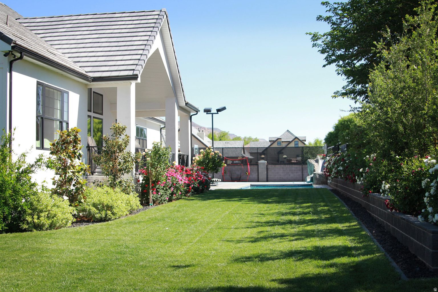 WINDSOR ESTATES AMD - Residential