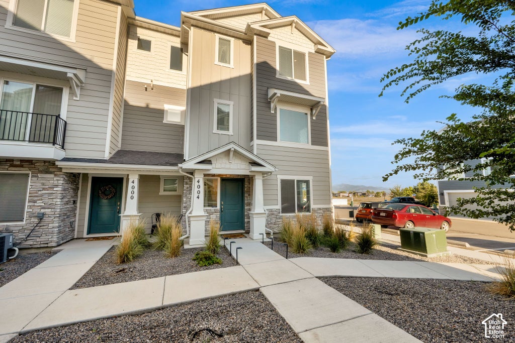 Photo of 4004 N AGGIE DR, Eagle Mountain, UT 84005 (MLS # 2187958)