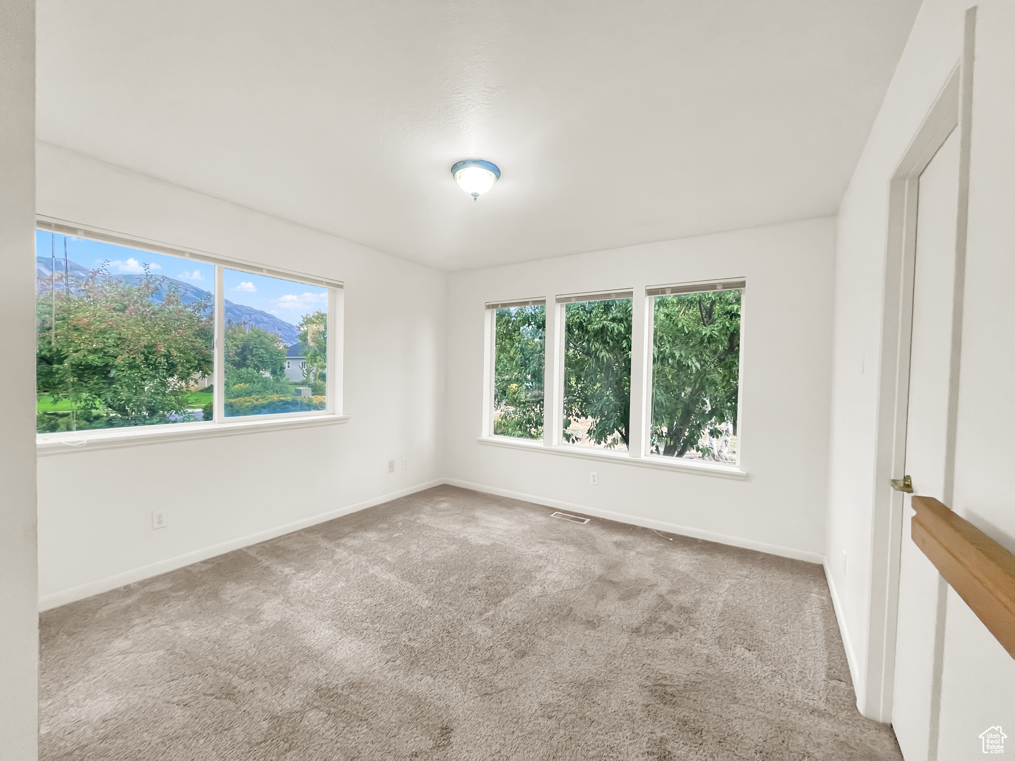 WOOD ESTATES - Residential