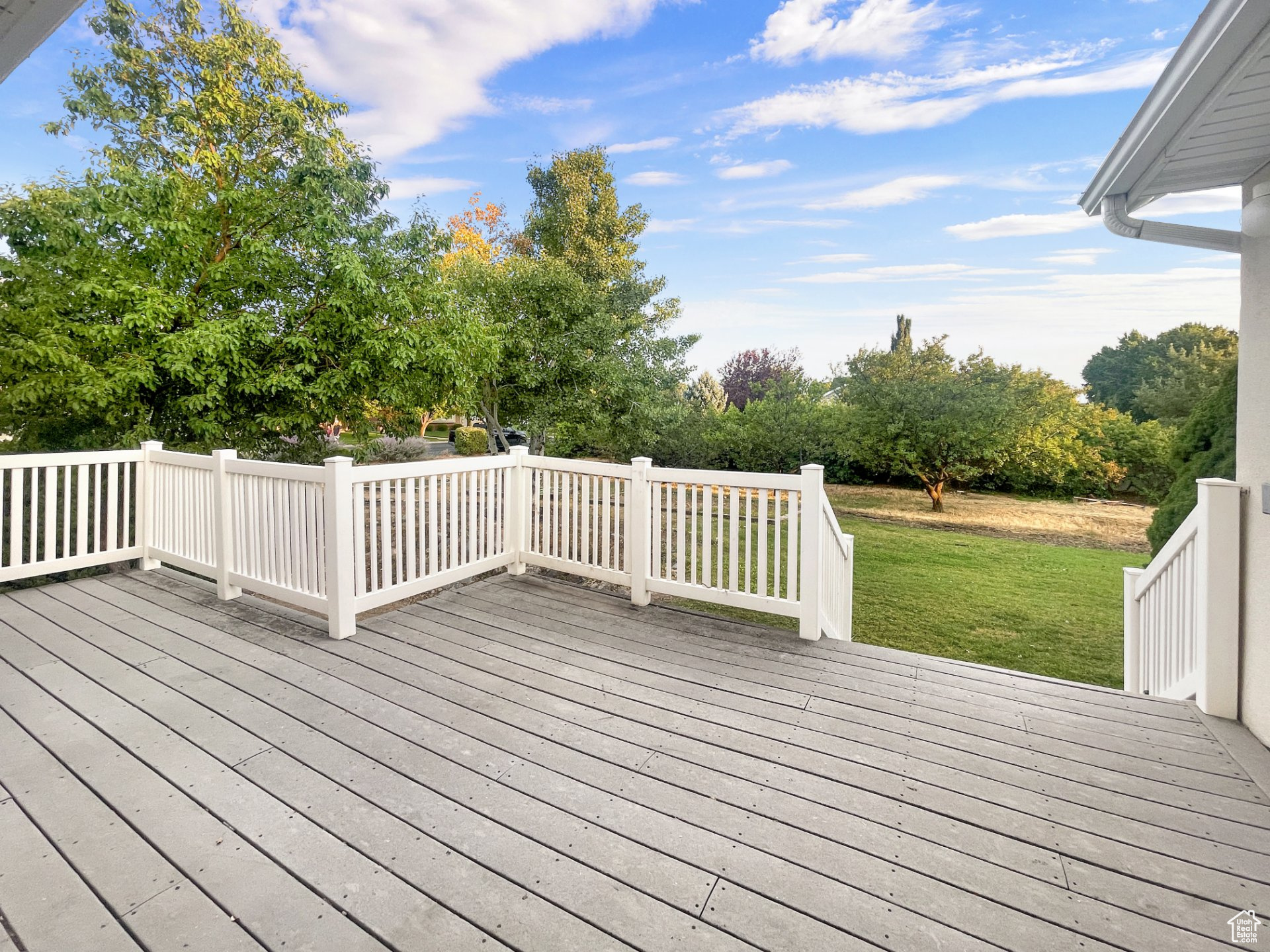 WOOD ESTATES - Residential