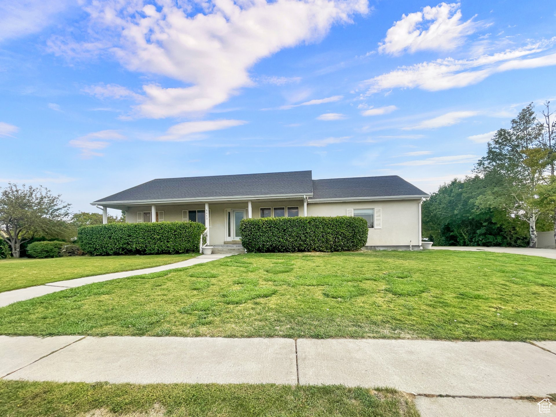 WOOD ESTATES - Residential