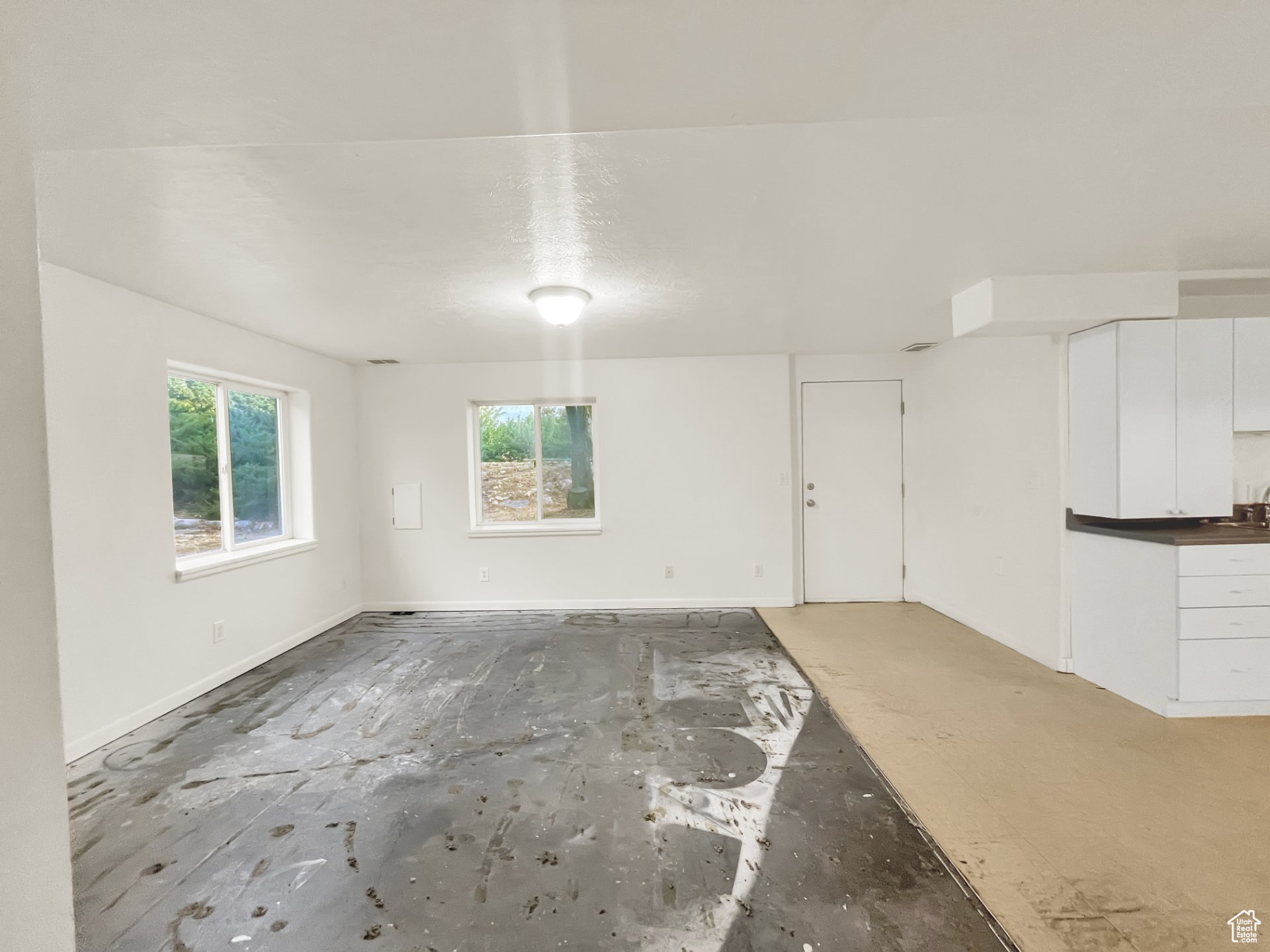 WOOD ESTATES - Residential