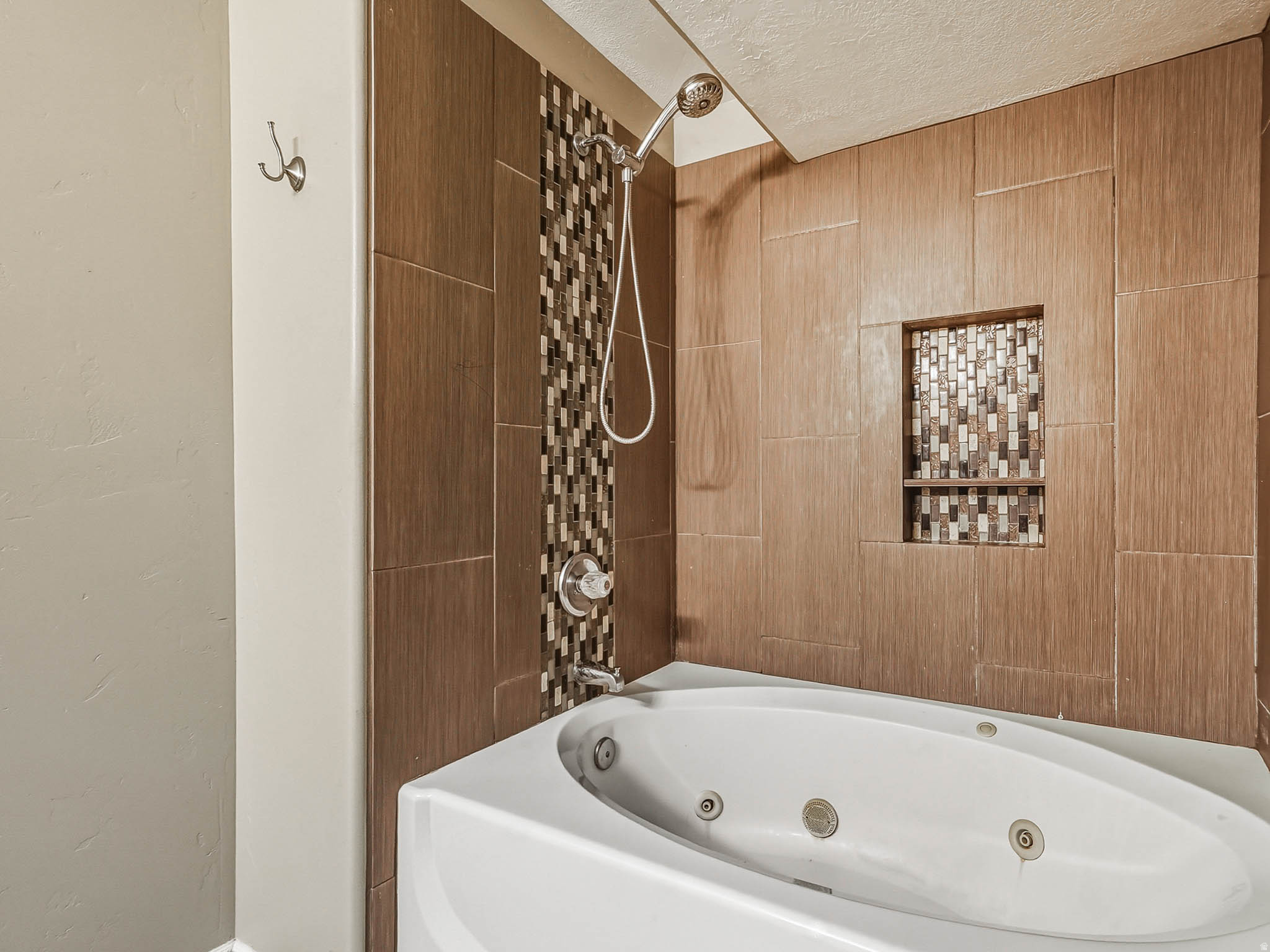 MEADOWS - Residential