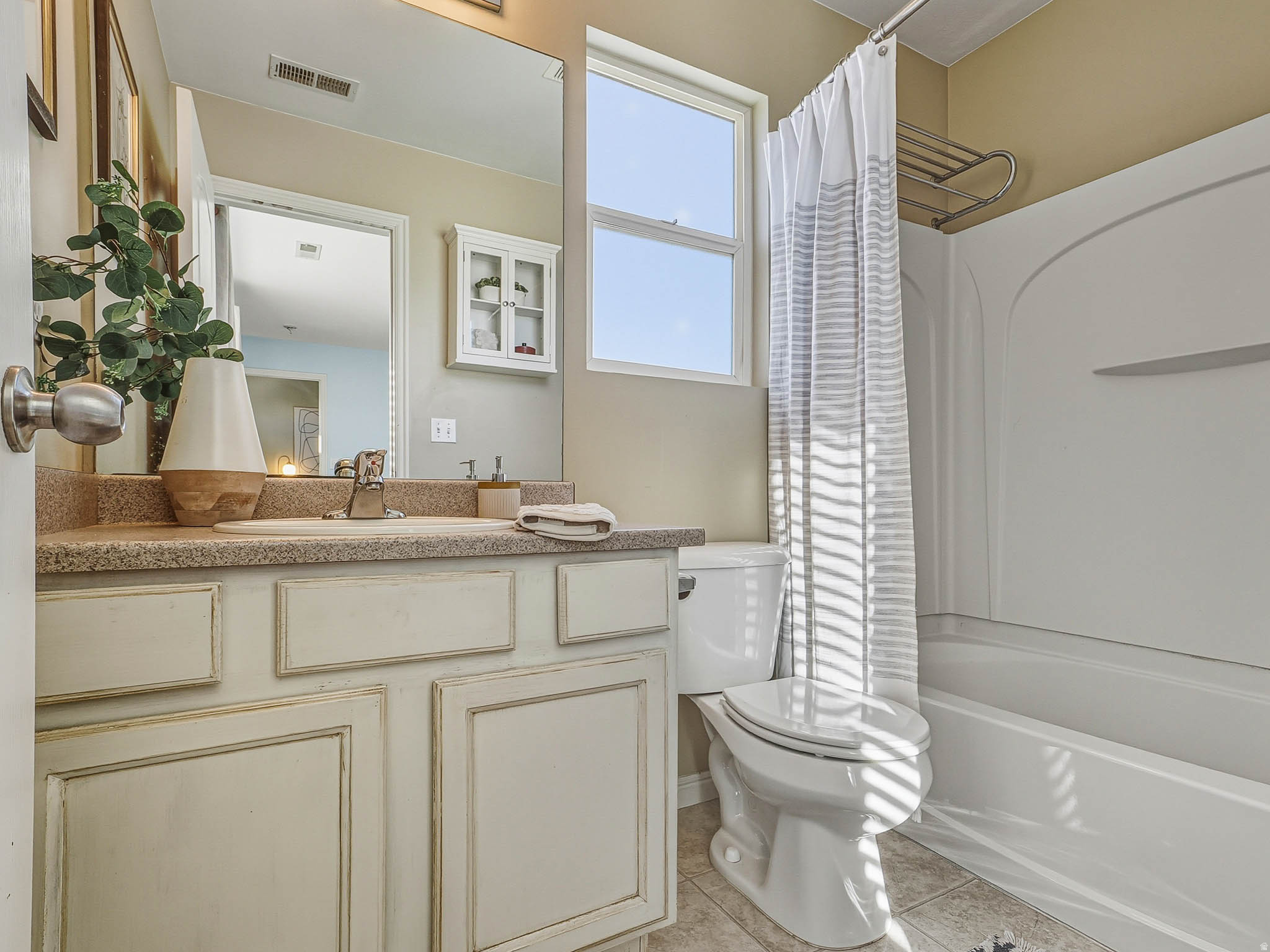 MEADOWS - Residential