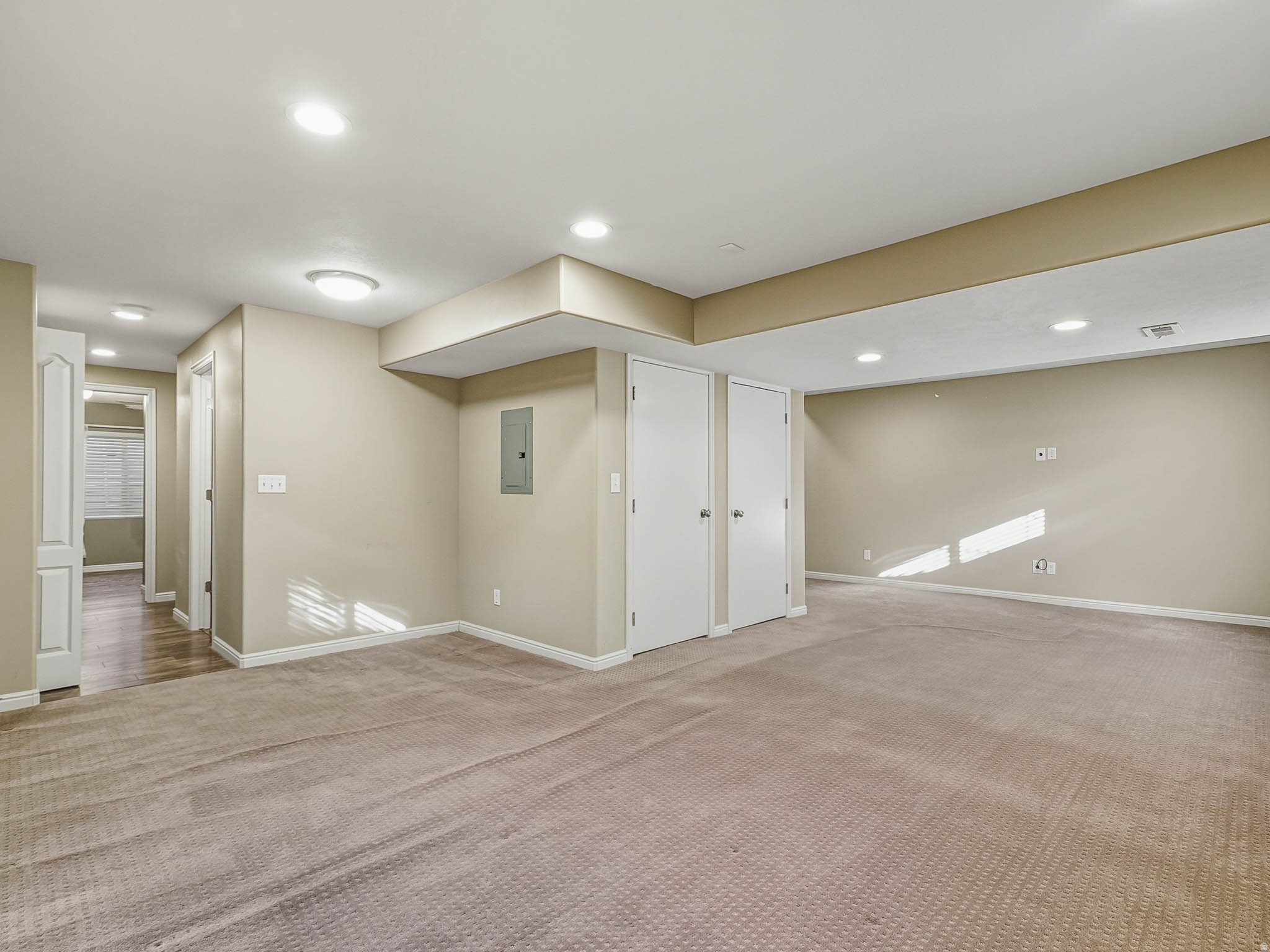 MEADOWS - Residential