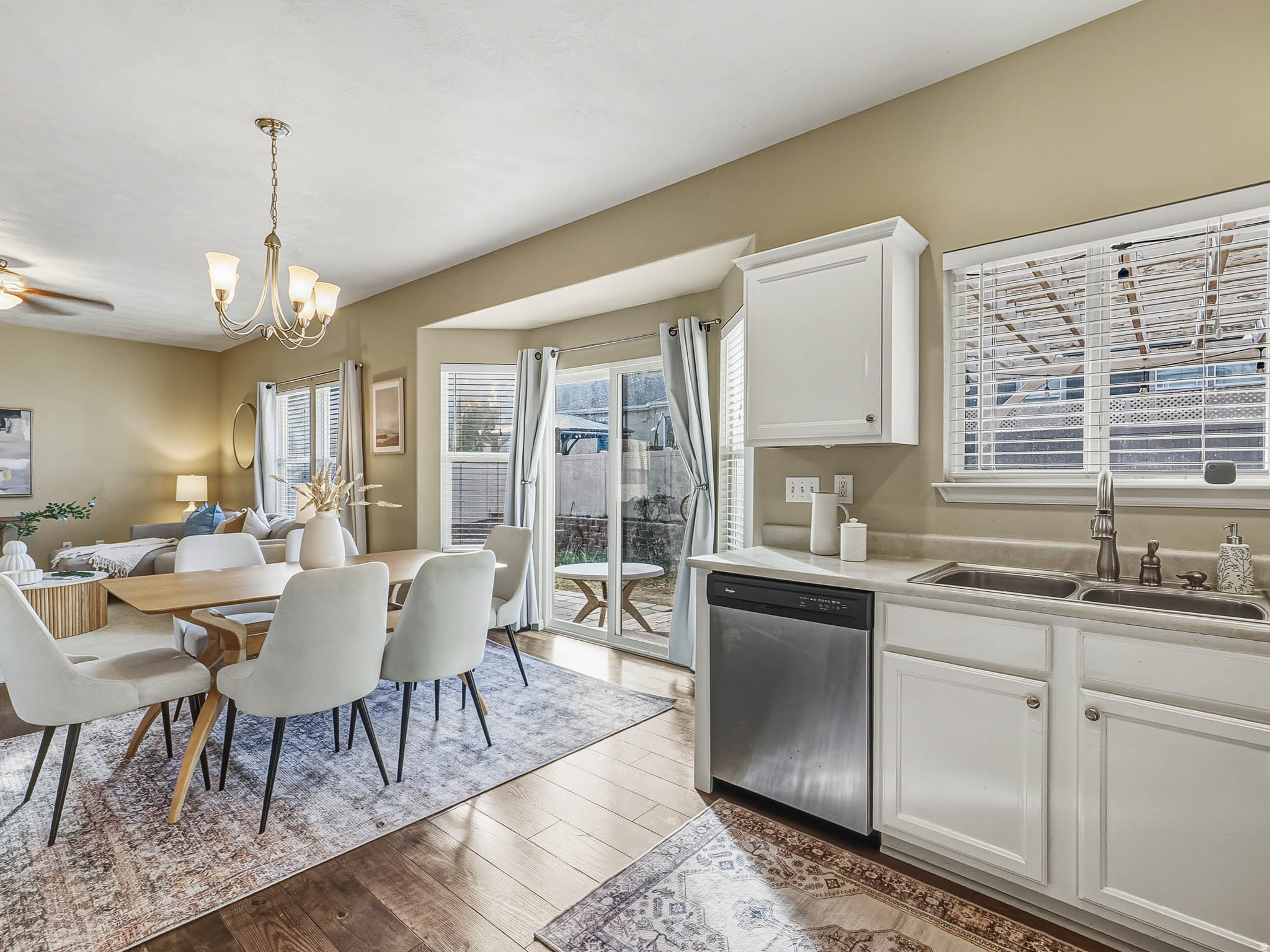 MEADOWS - Residential