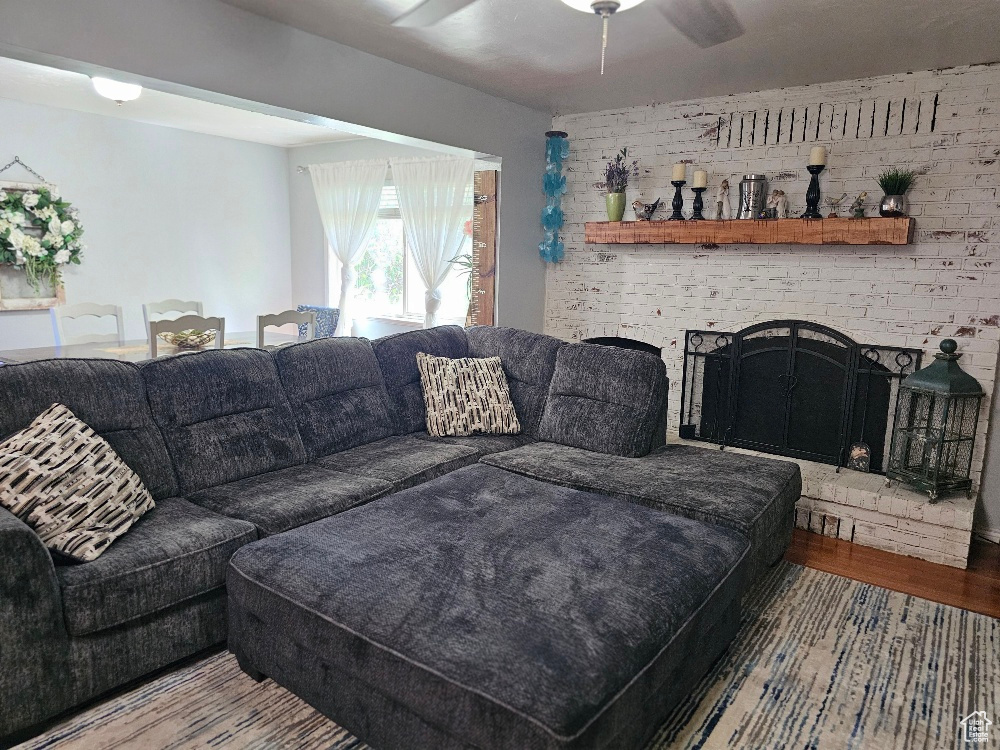 ROBINWOOD ACRES - Residential