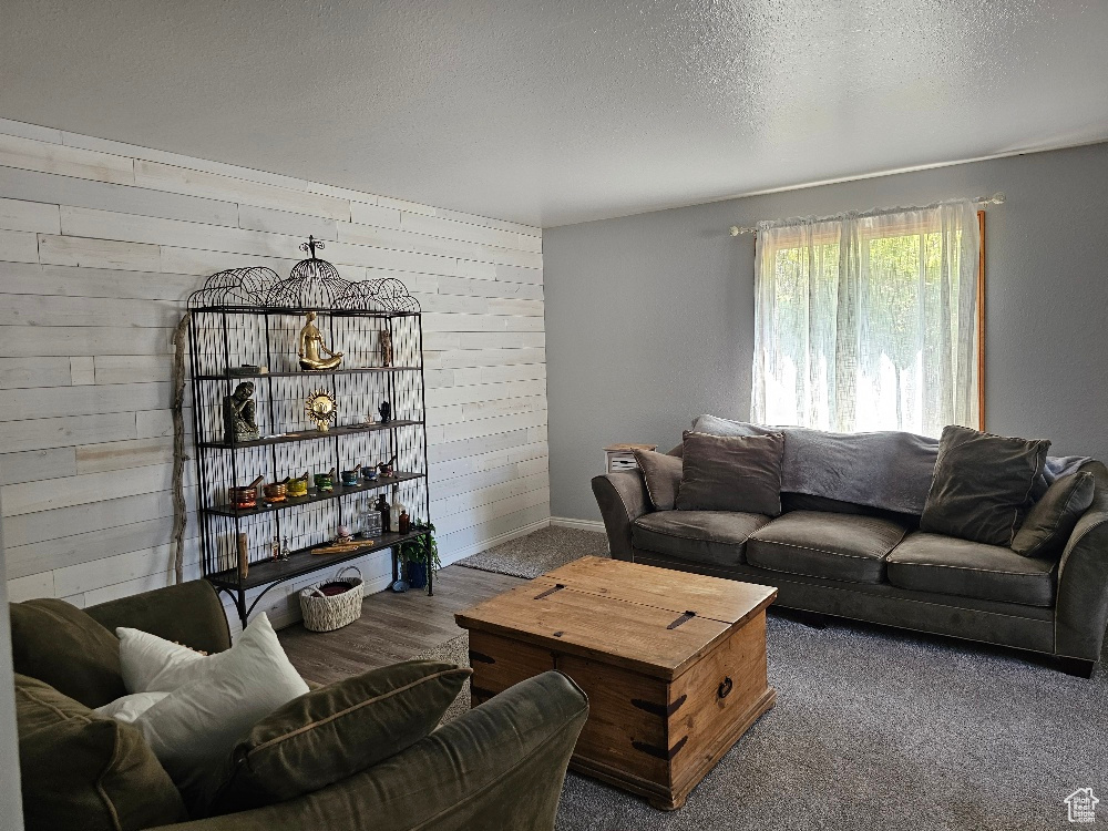ROBINWOOD ACRES - Residential