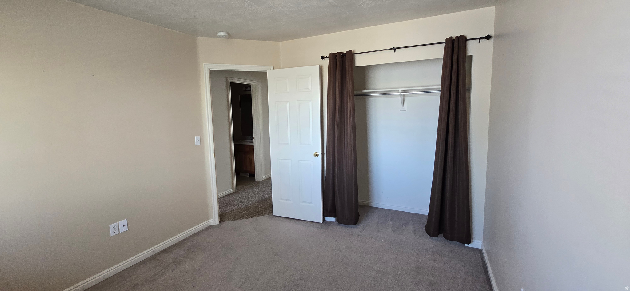 CHELSIE PARK EAST - Residential