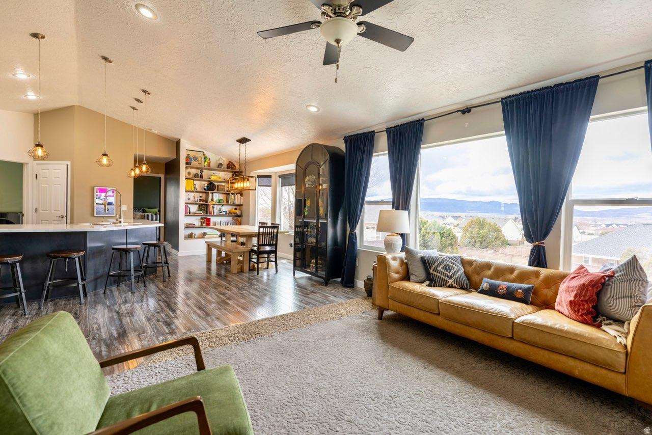 WEST VIEW ESTATES SUBDIVISION - Residential