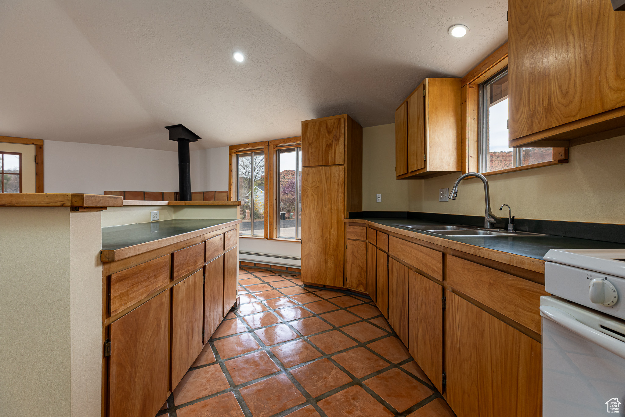 246 N 150, Kanab, Utah image 8