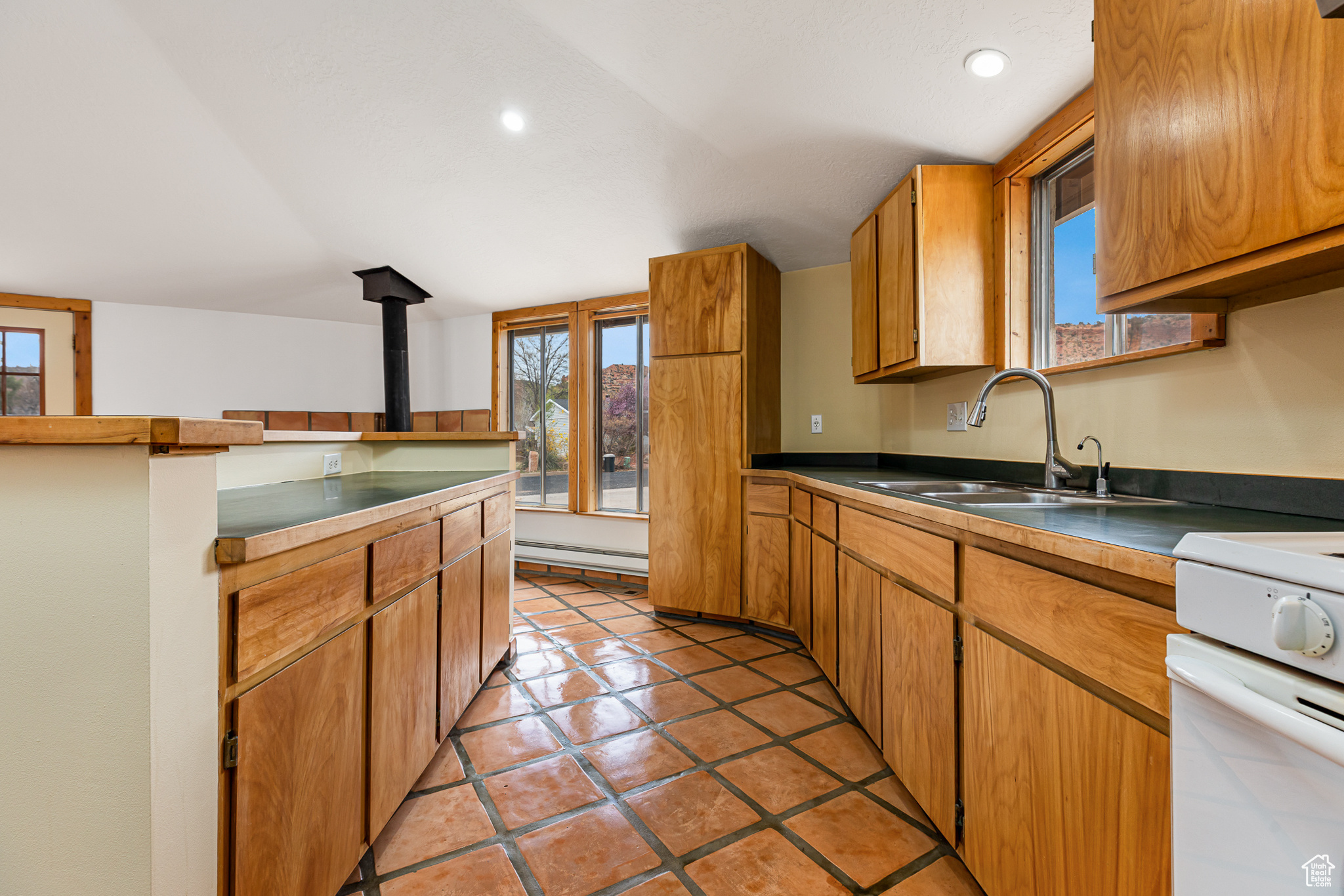 246 N 150, Kanab, Utah image 13