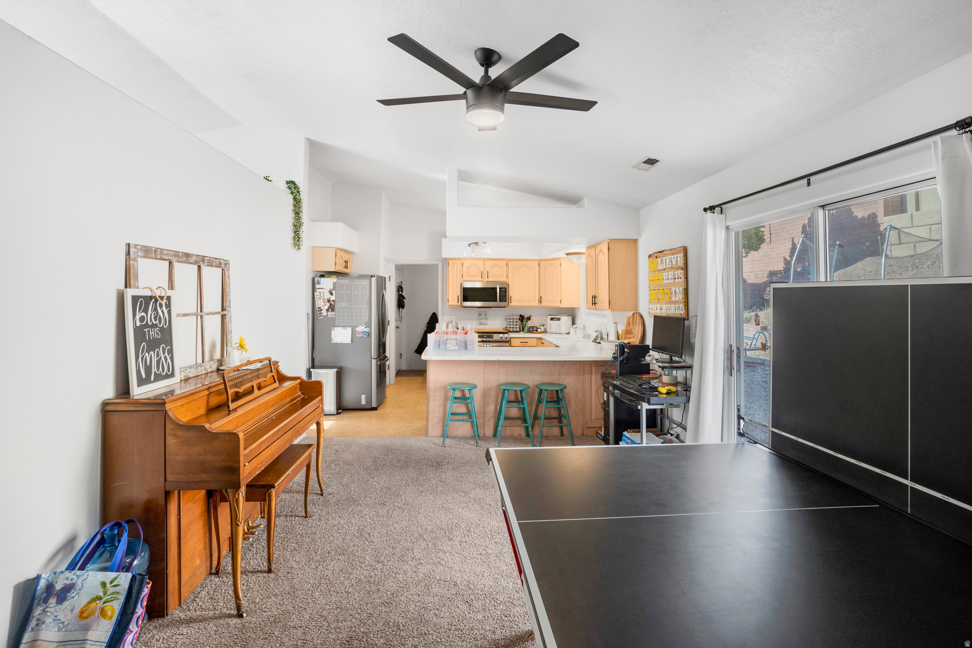 COTTAM BENCH - Residential