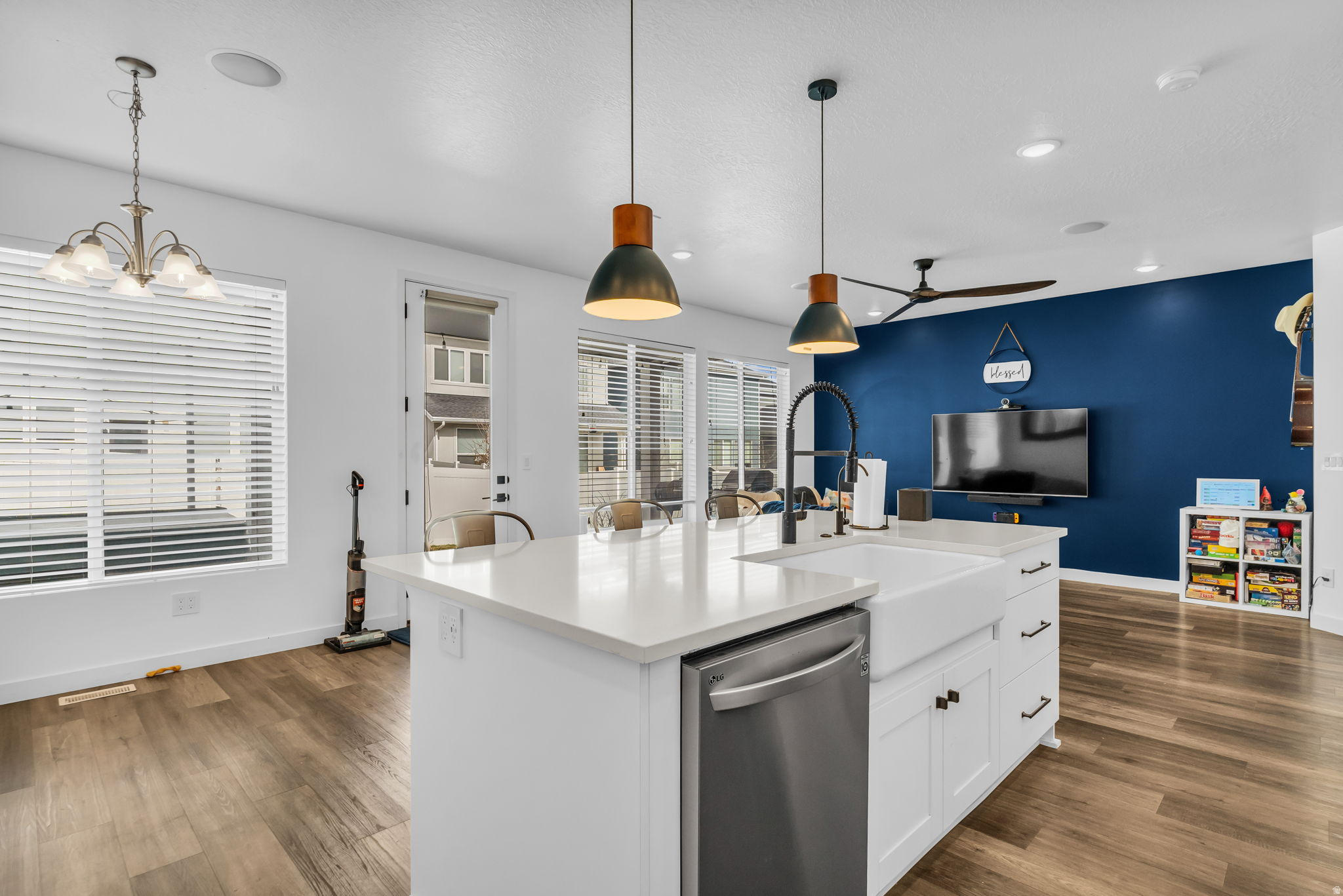 HOLBROOK FARMS - Residential