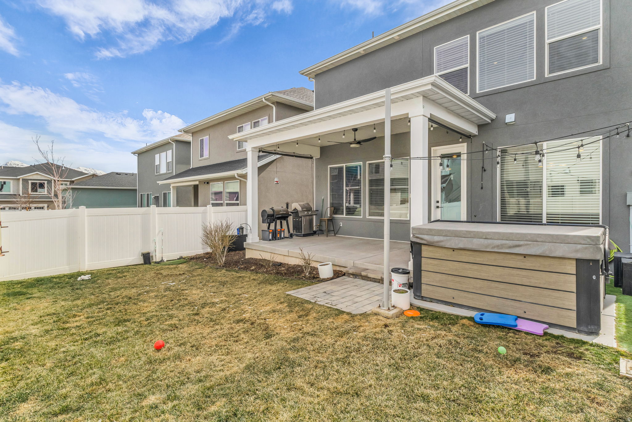 HOLBROOK FARMS - Residential