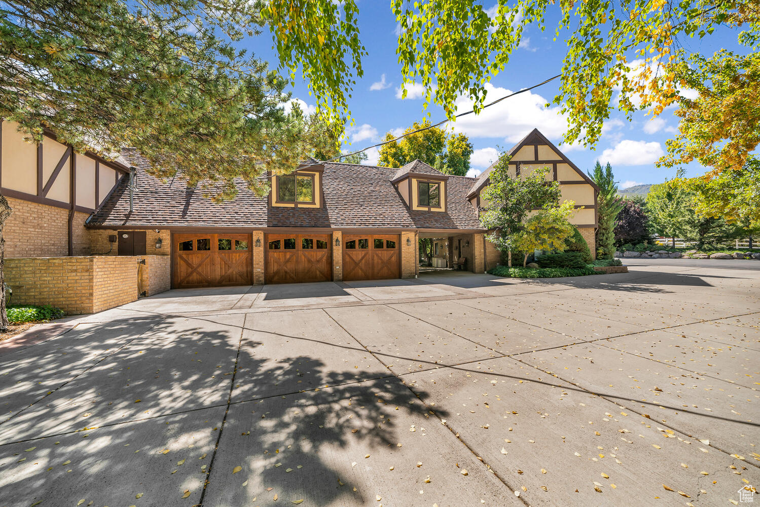 305 S Rachel Ln, New Harmony, Utah image 2