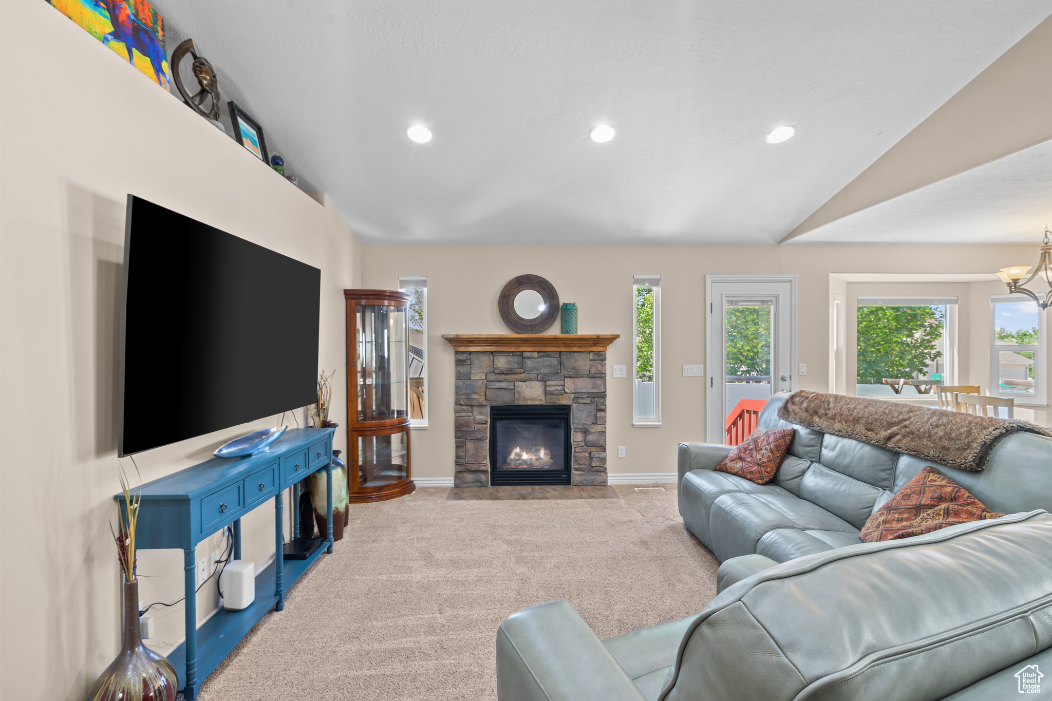 SILVER SPRINGS - Residential