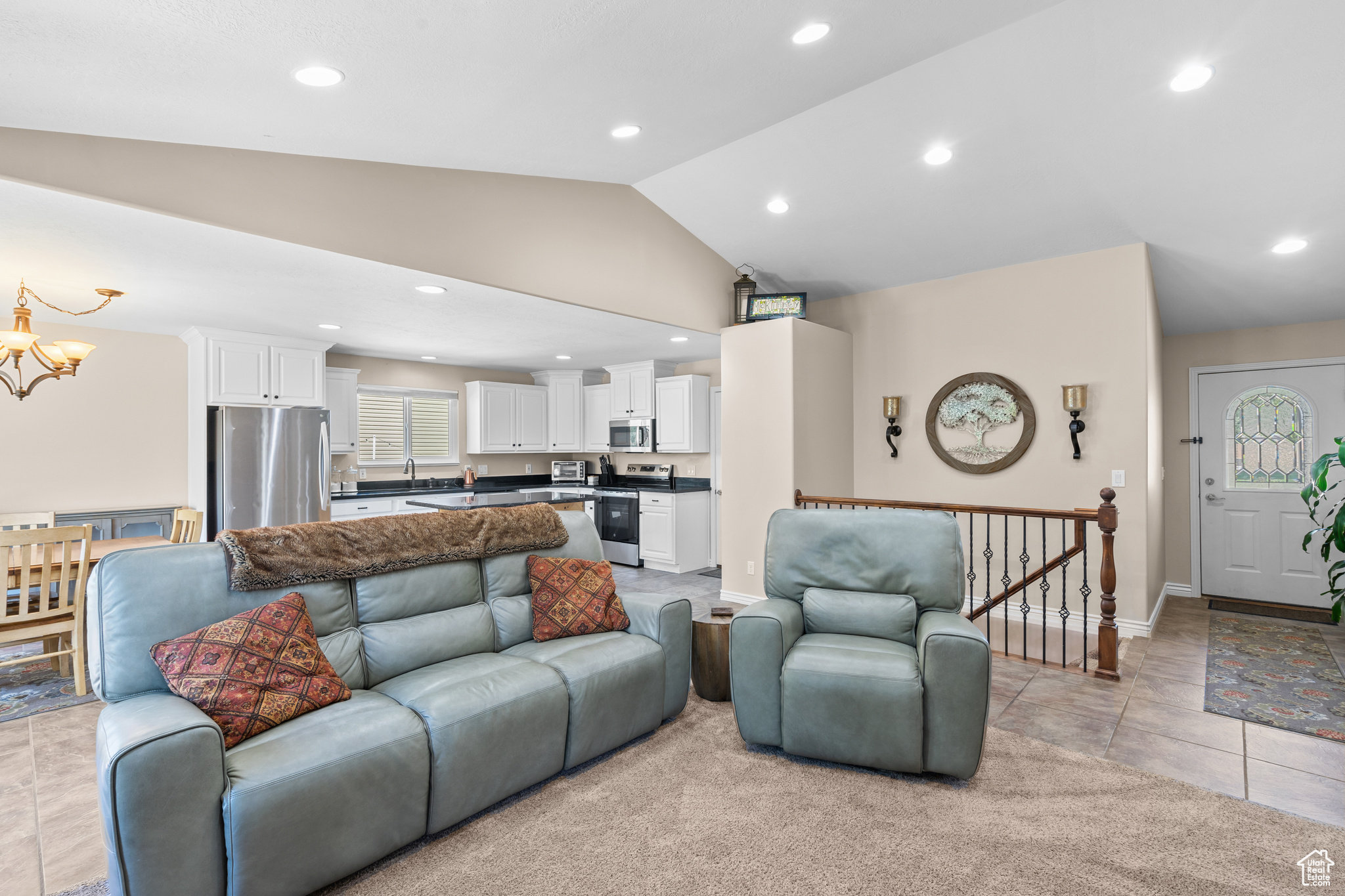 SILVER SPRINGS - Residential