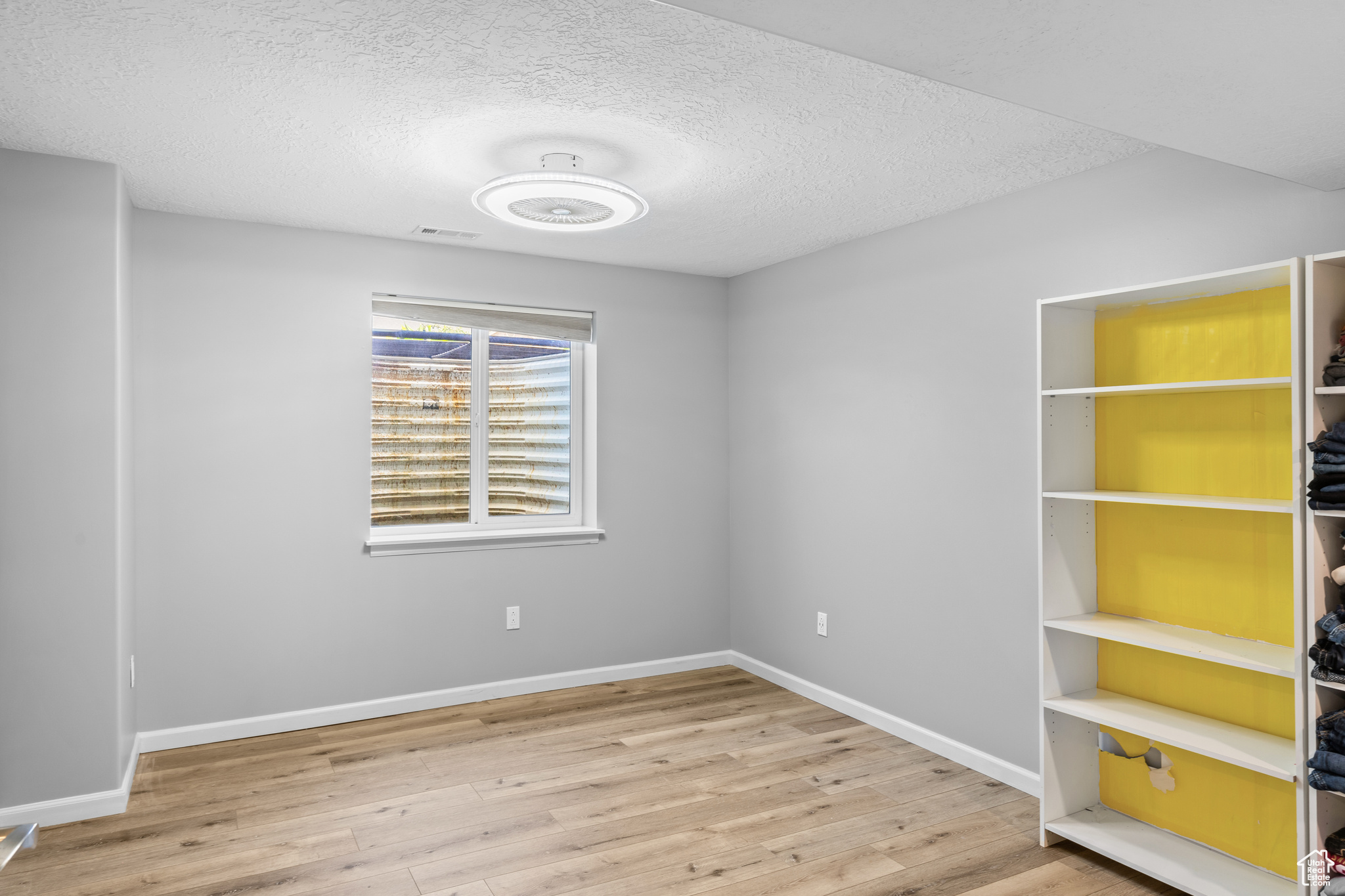 SILVER SPRINGS - Residential