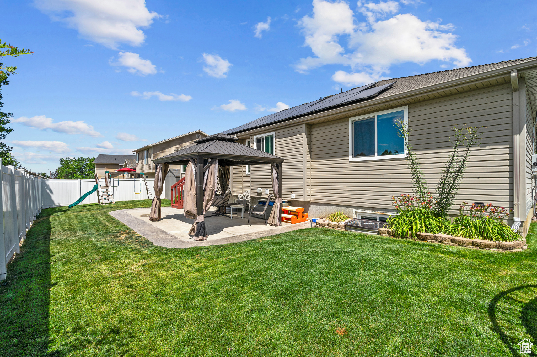 SILVER SPRINGS - Residential