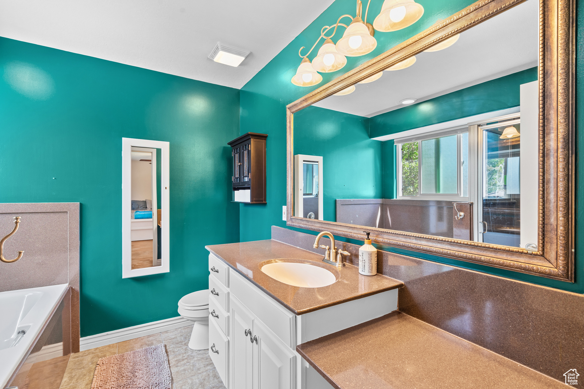 SILVER SPRINGS - Residential