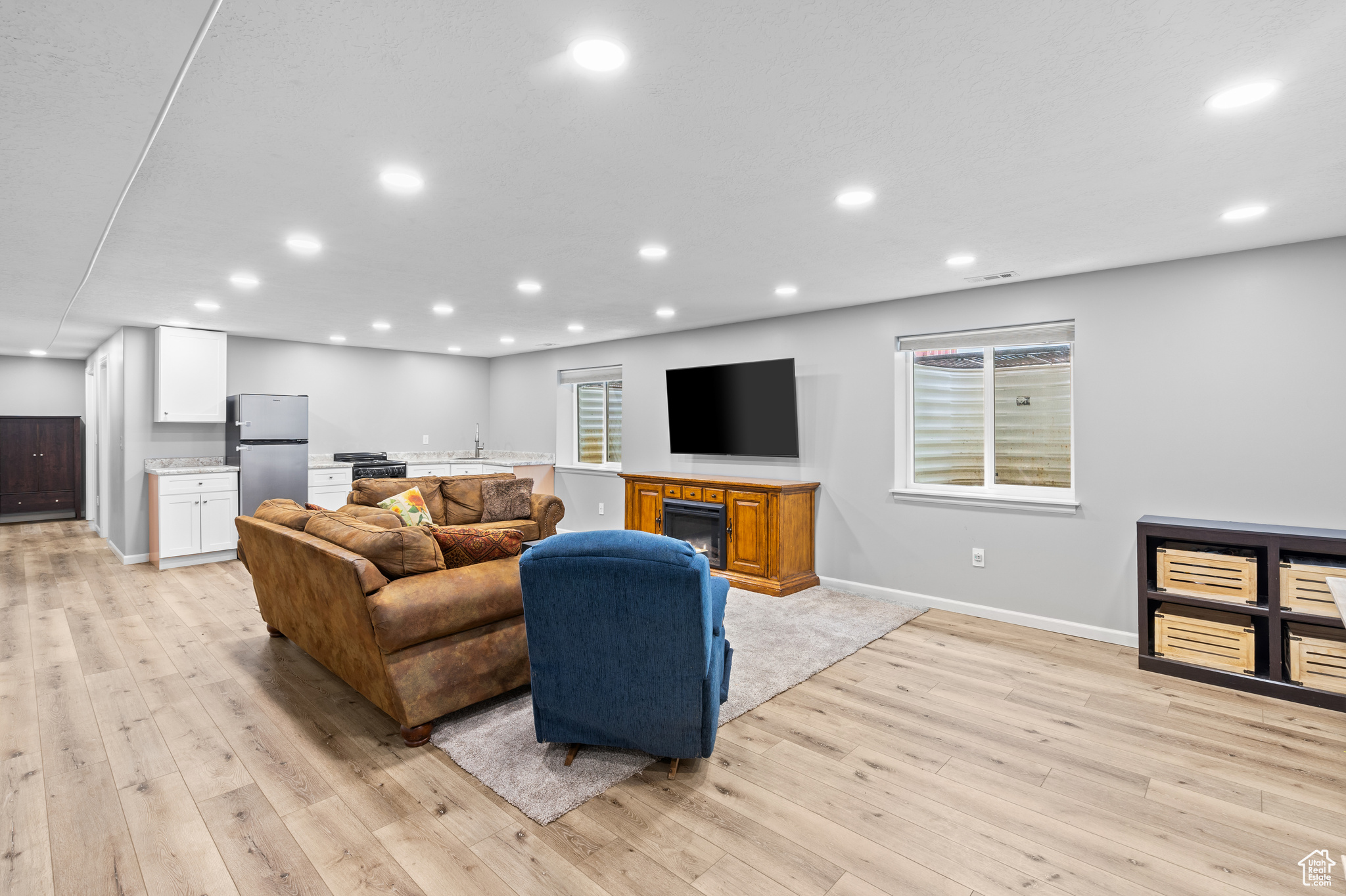 SILVER SPRINGS - Residential