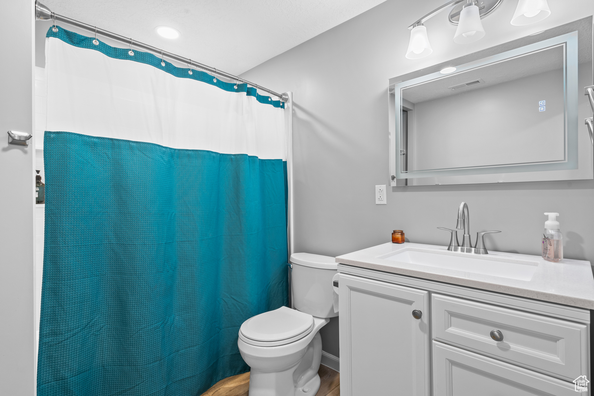 SILVER SPRINGS - Residential
