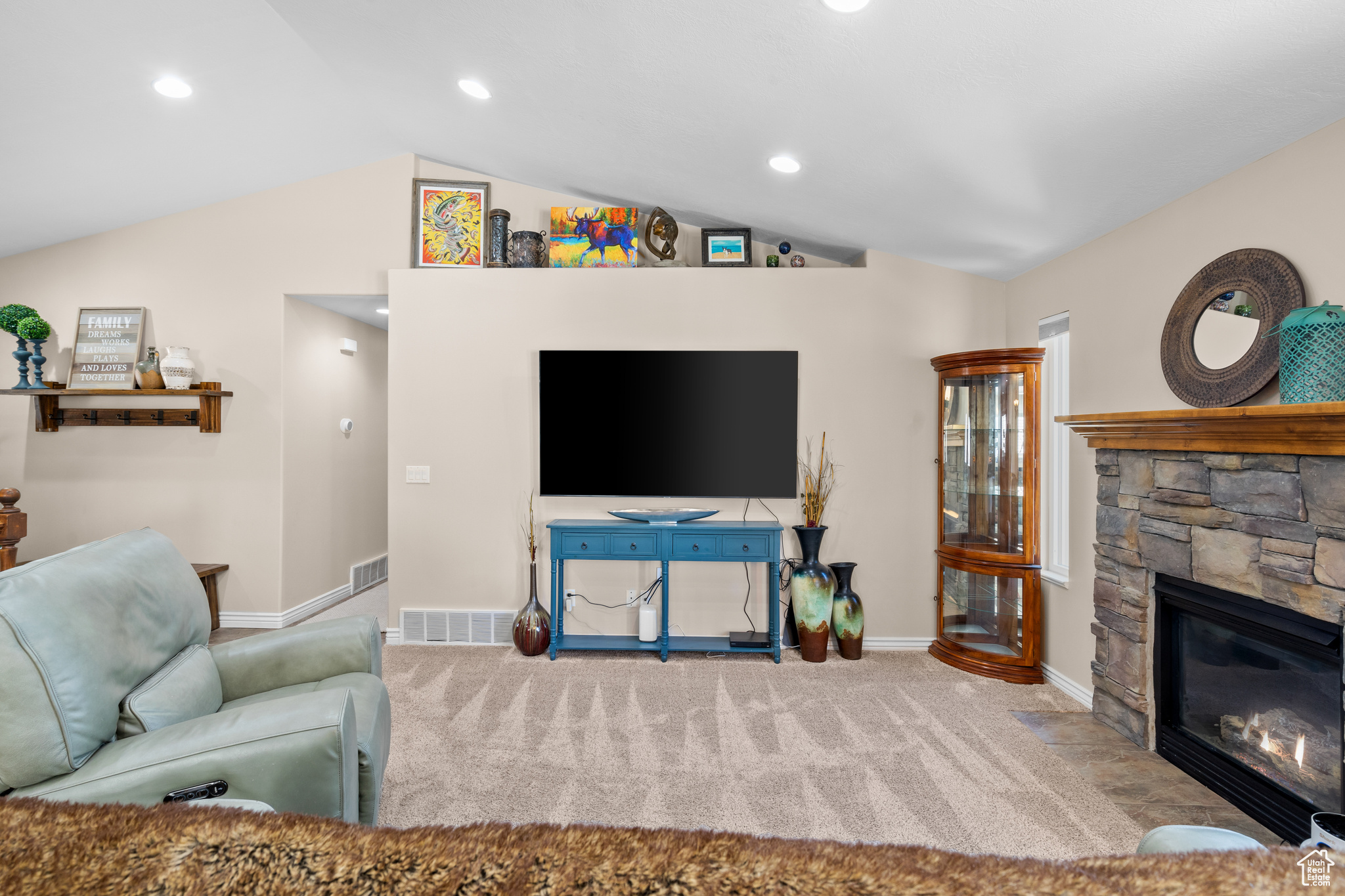 SILVER SPRINGS - Residential