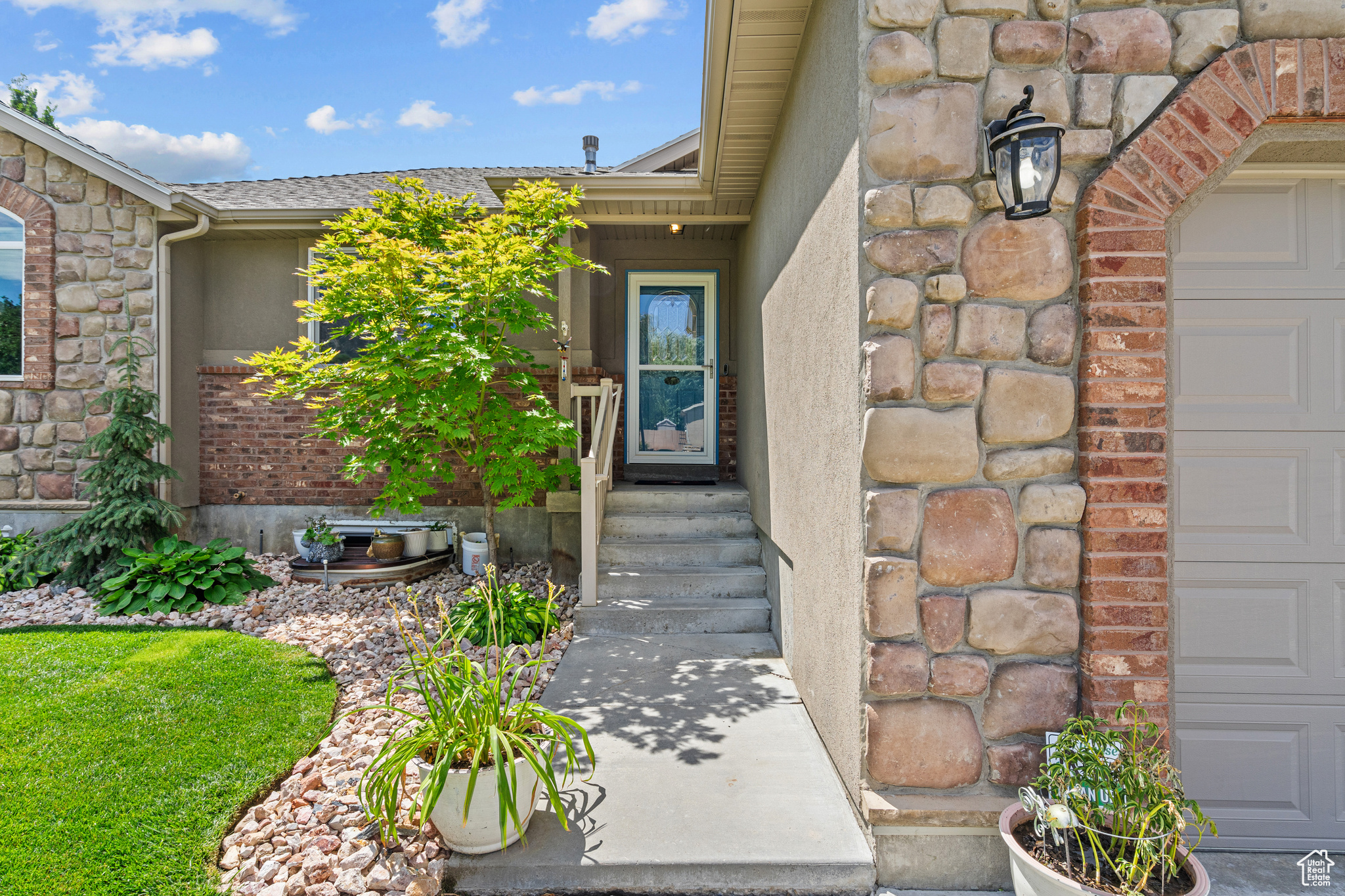 SILVER SPRINGS - Residential