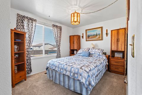 Tiny photo for 4969 S SUNDROP CIR W, Kearns, UT 84118 (MLS # 2143147)