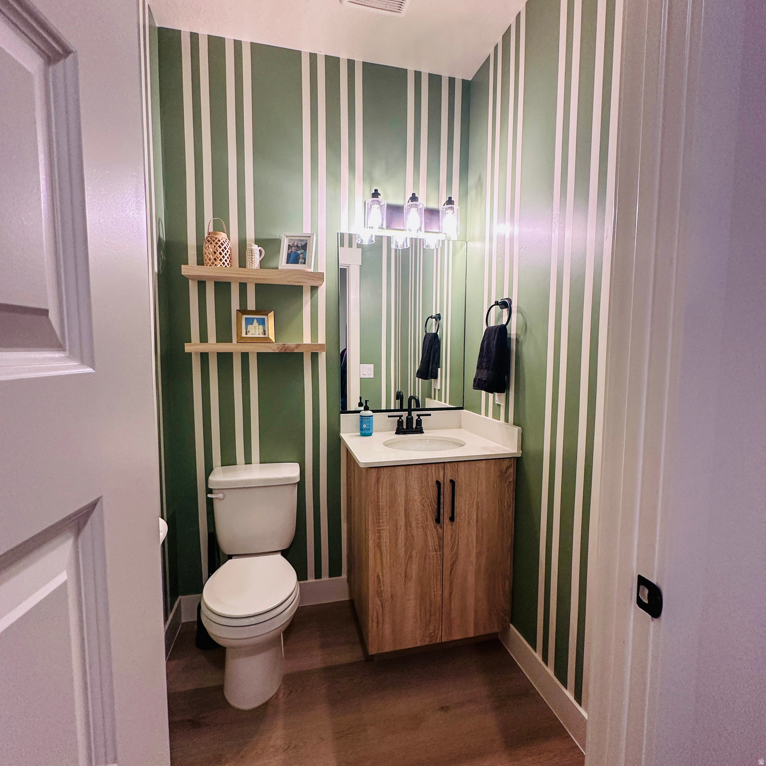 RED PINE 1 - Residential