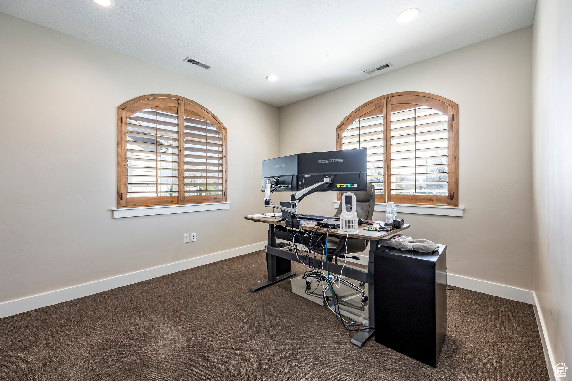 PARK - Commercial Sale