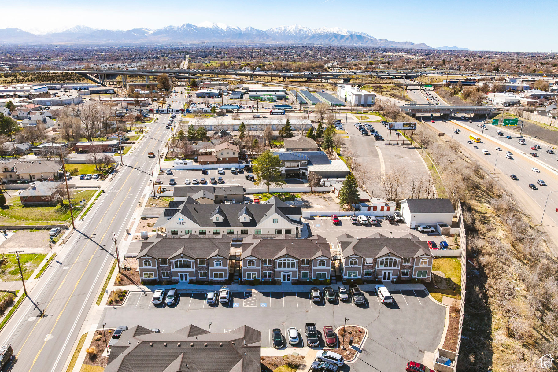 PARK - Commercial Sale