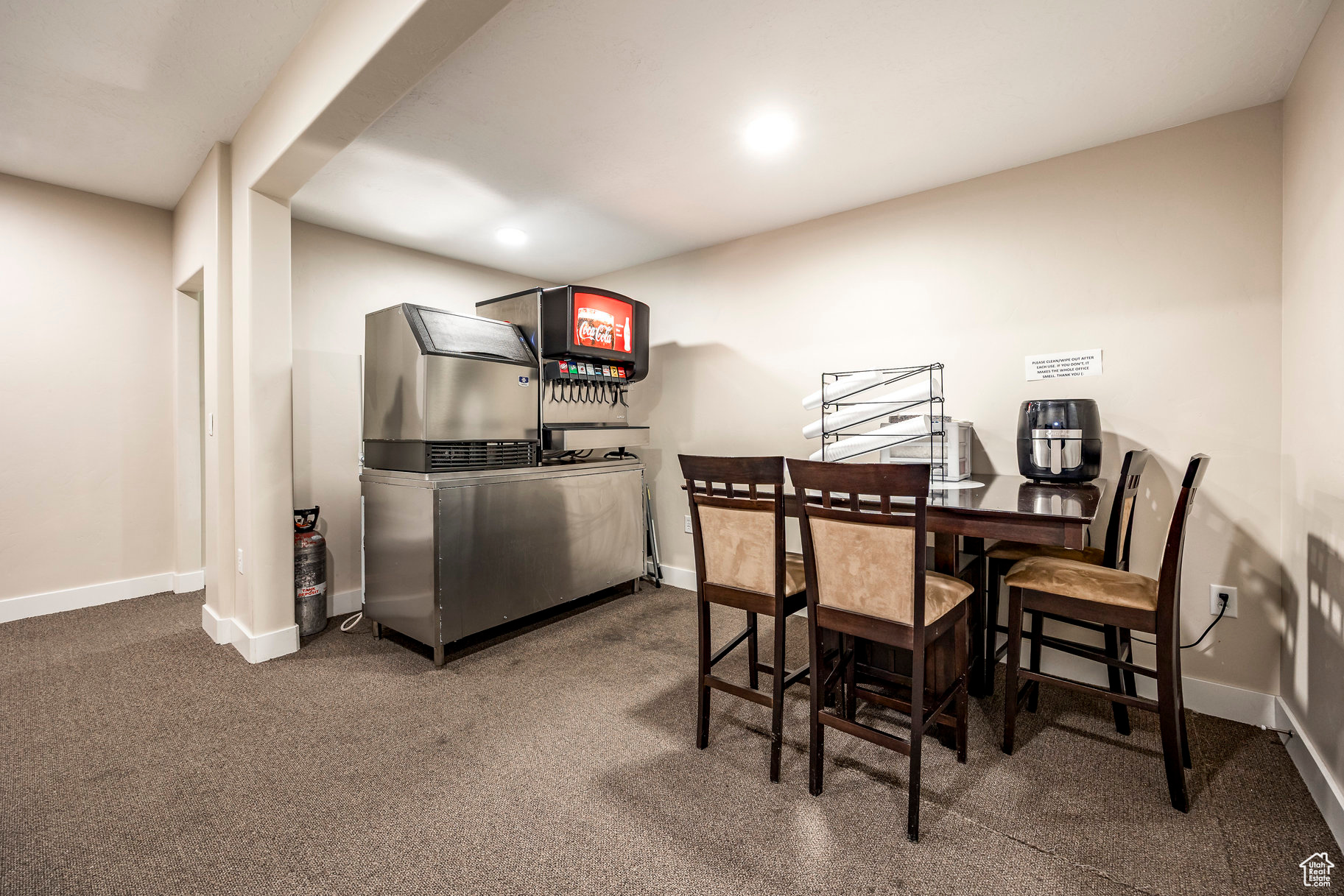 PARK - Commercial Sale