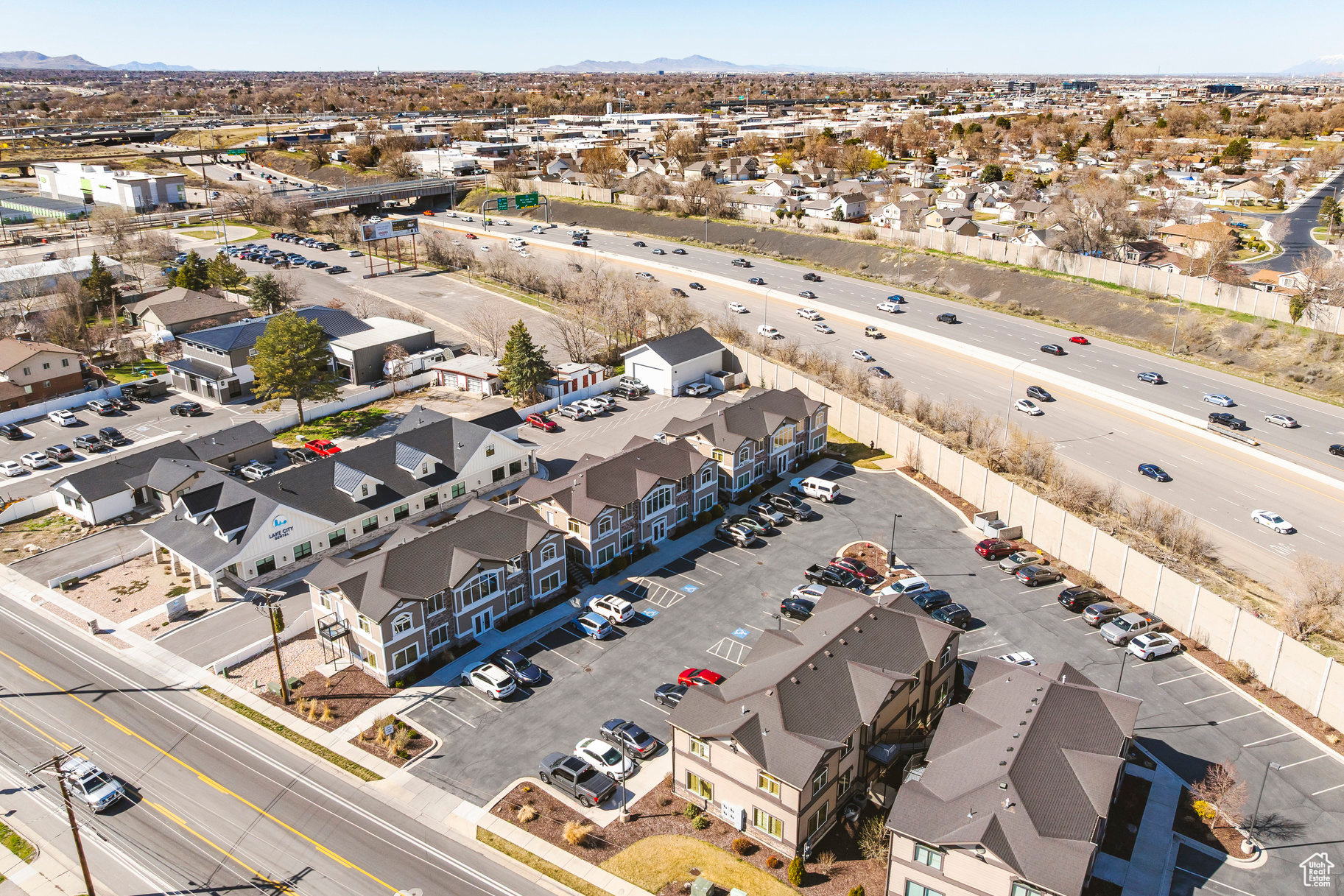 PARK - Commercial Sale