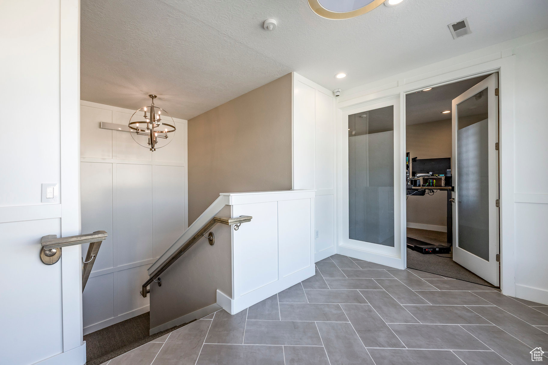 PARK - Commercial Sale