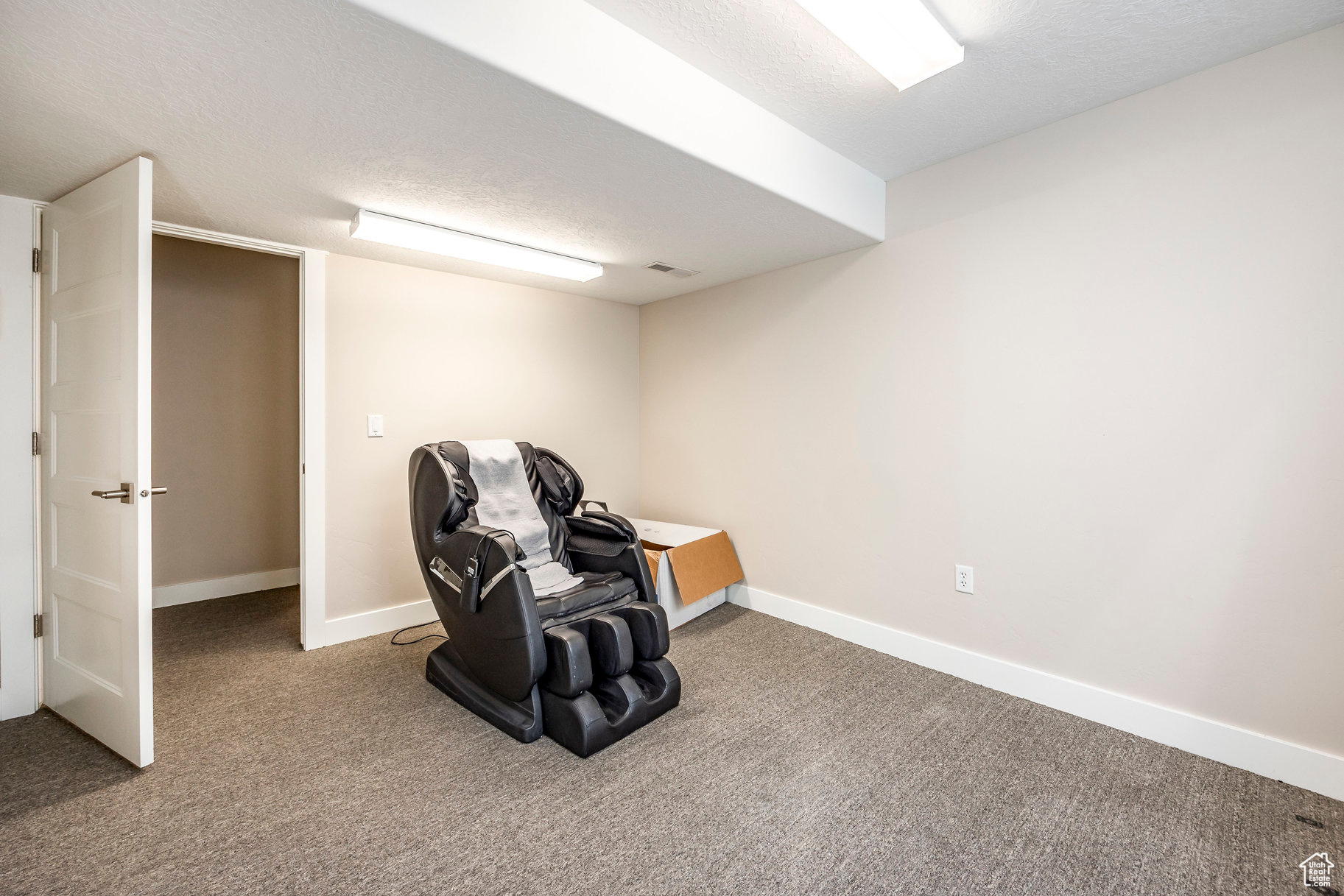 PARK - Commercial Sale