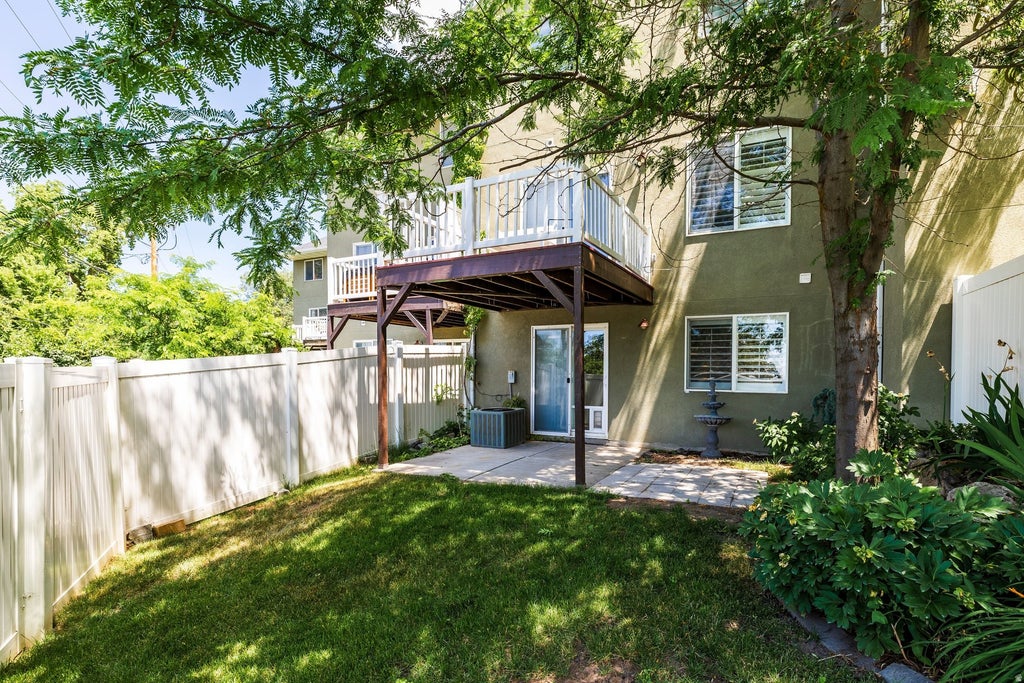 Photo of 2064 S ORCHARD DR E, Bountiful, UT 84010 (MLS # 2168091)