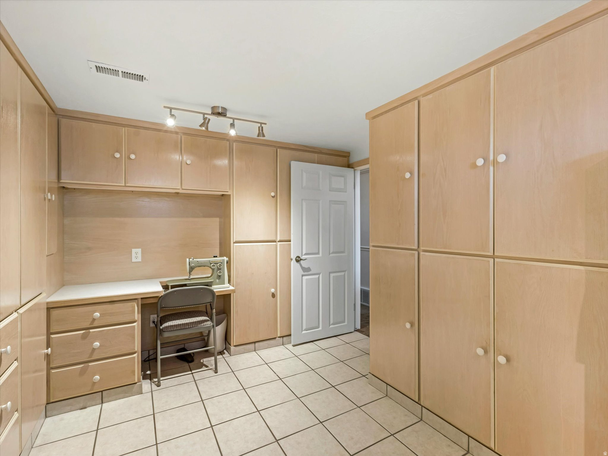 GLENDALE SUB PLAT A. - Residential