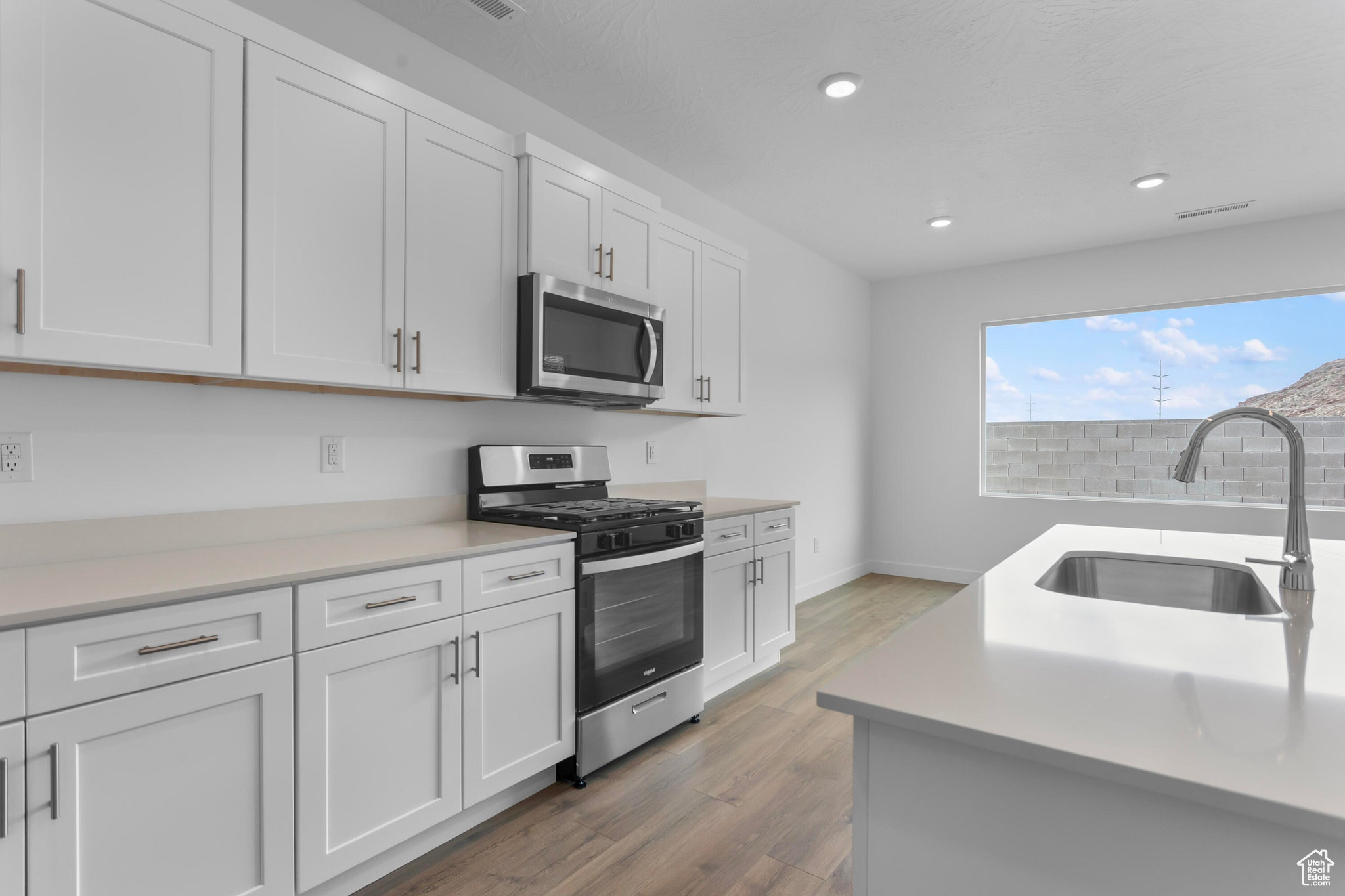 CORRAL HOLLOW AT LONG VALLEY - Residential