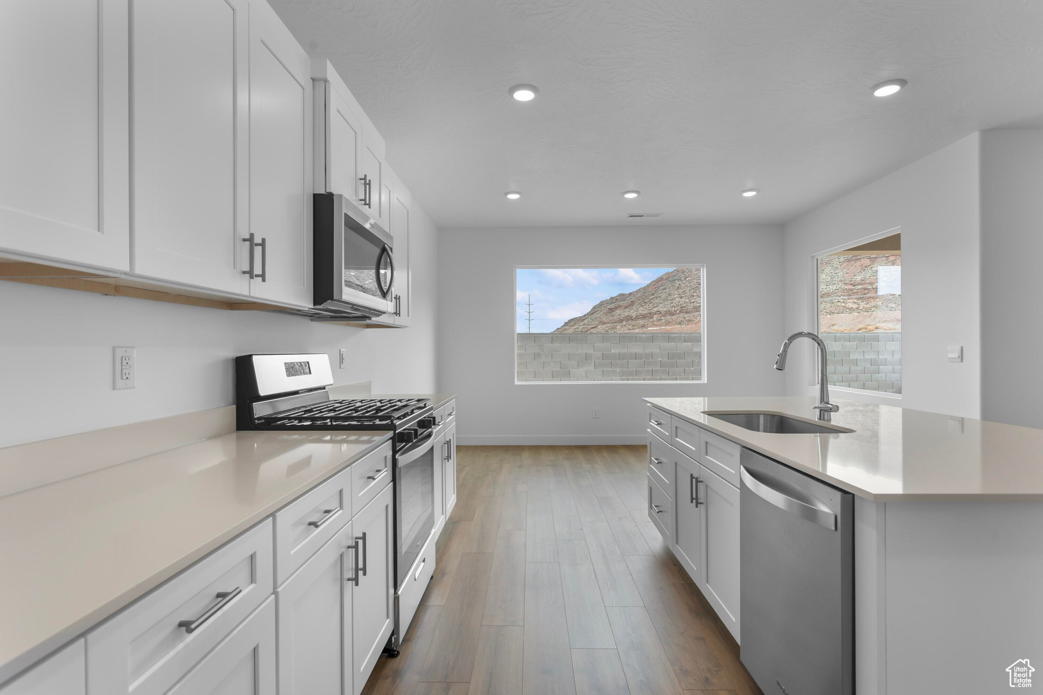 CORRAL HOLLOW AT LONG VALLEY - Residential